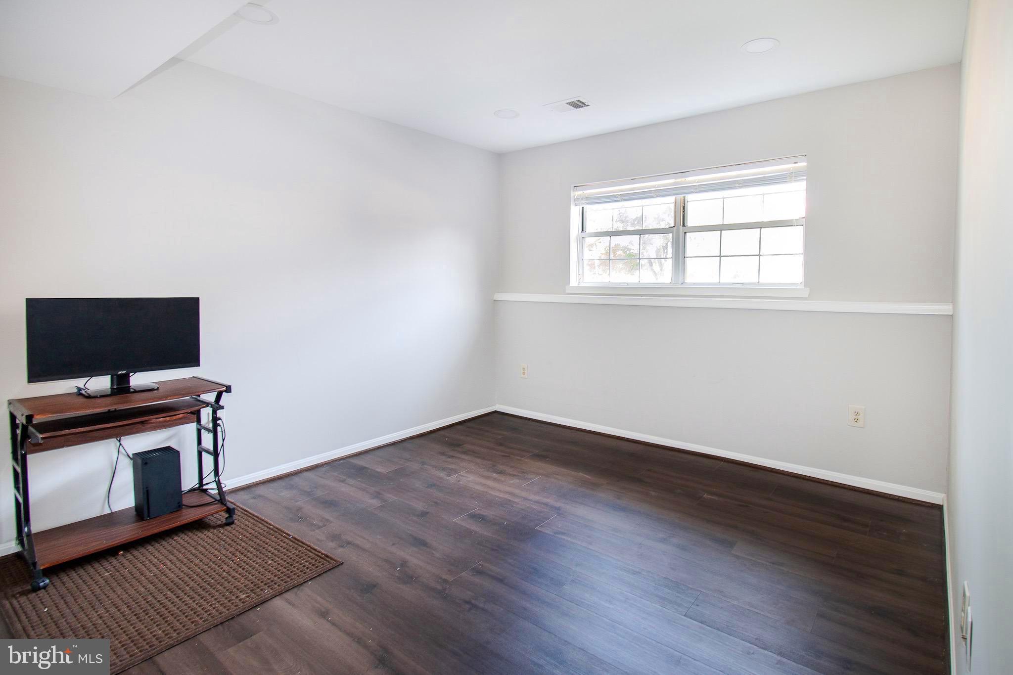 14627 Flower Hill Dr