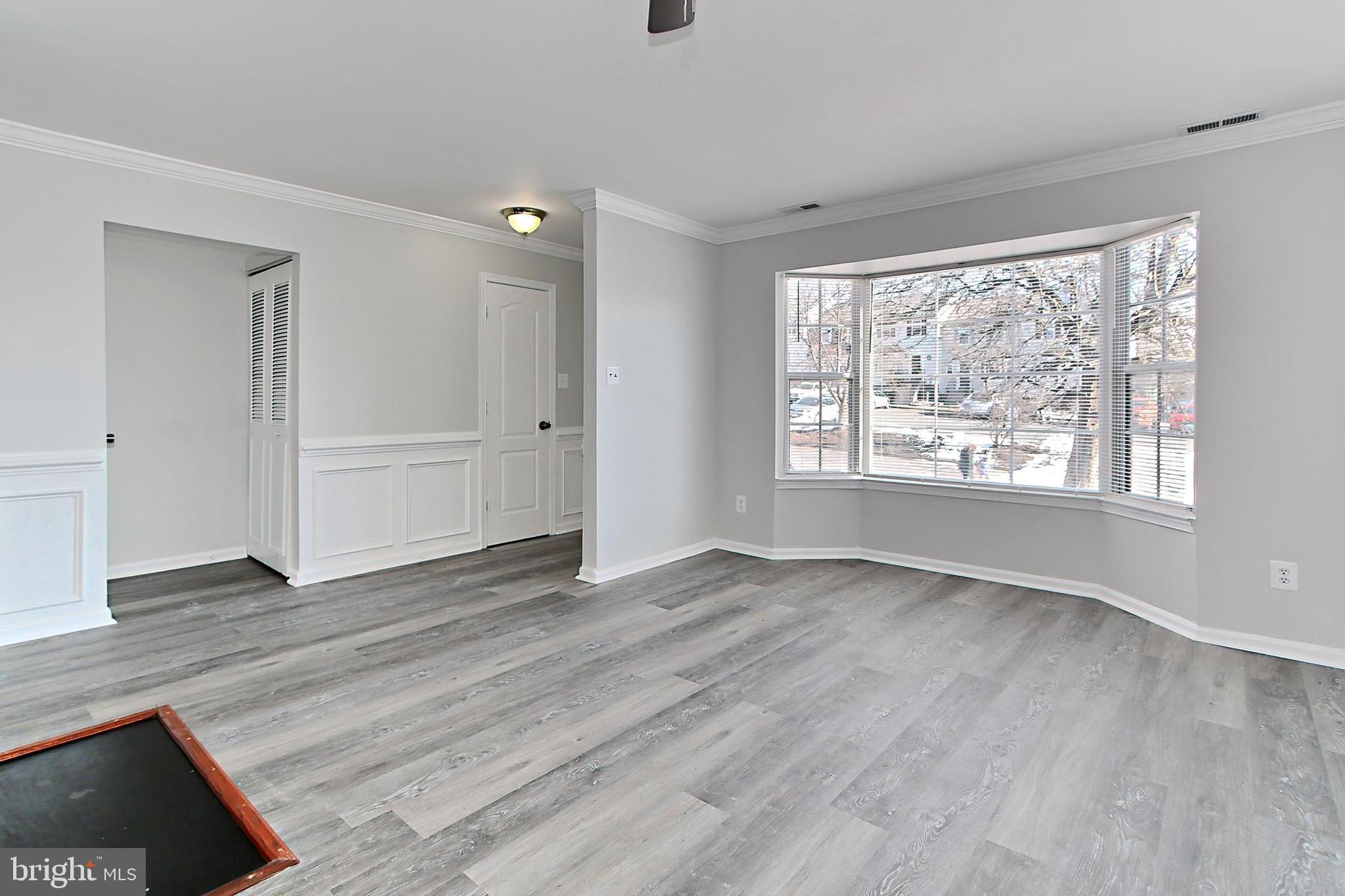 4112 Weeping Willow Ct #131b