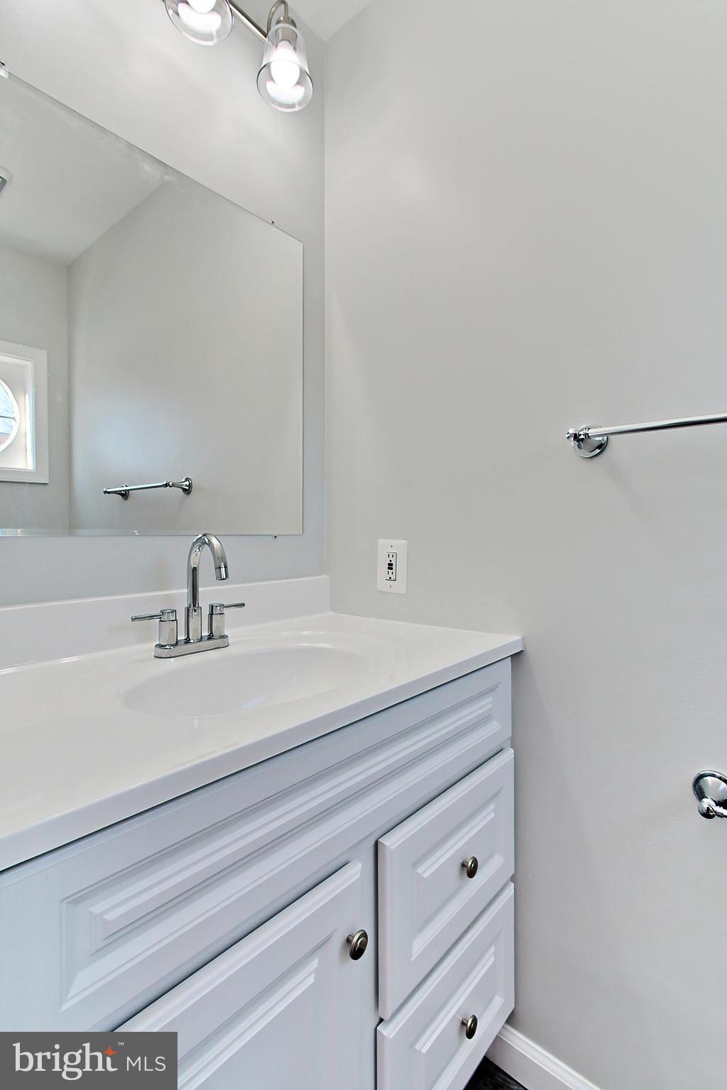 4112 Weeping Willow Ct #131b