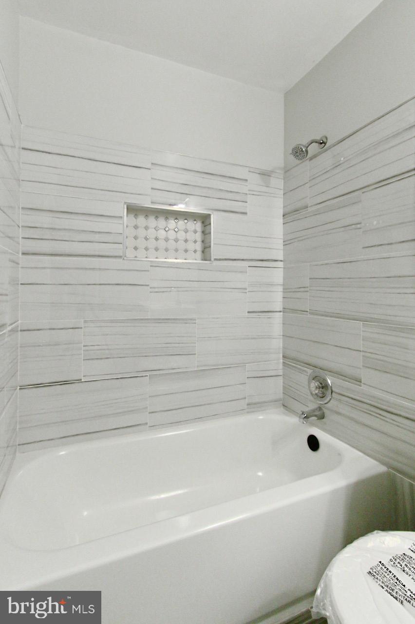 4112 Weeping Willow Ct #131b