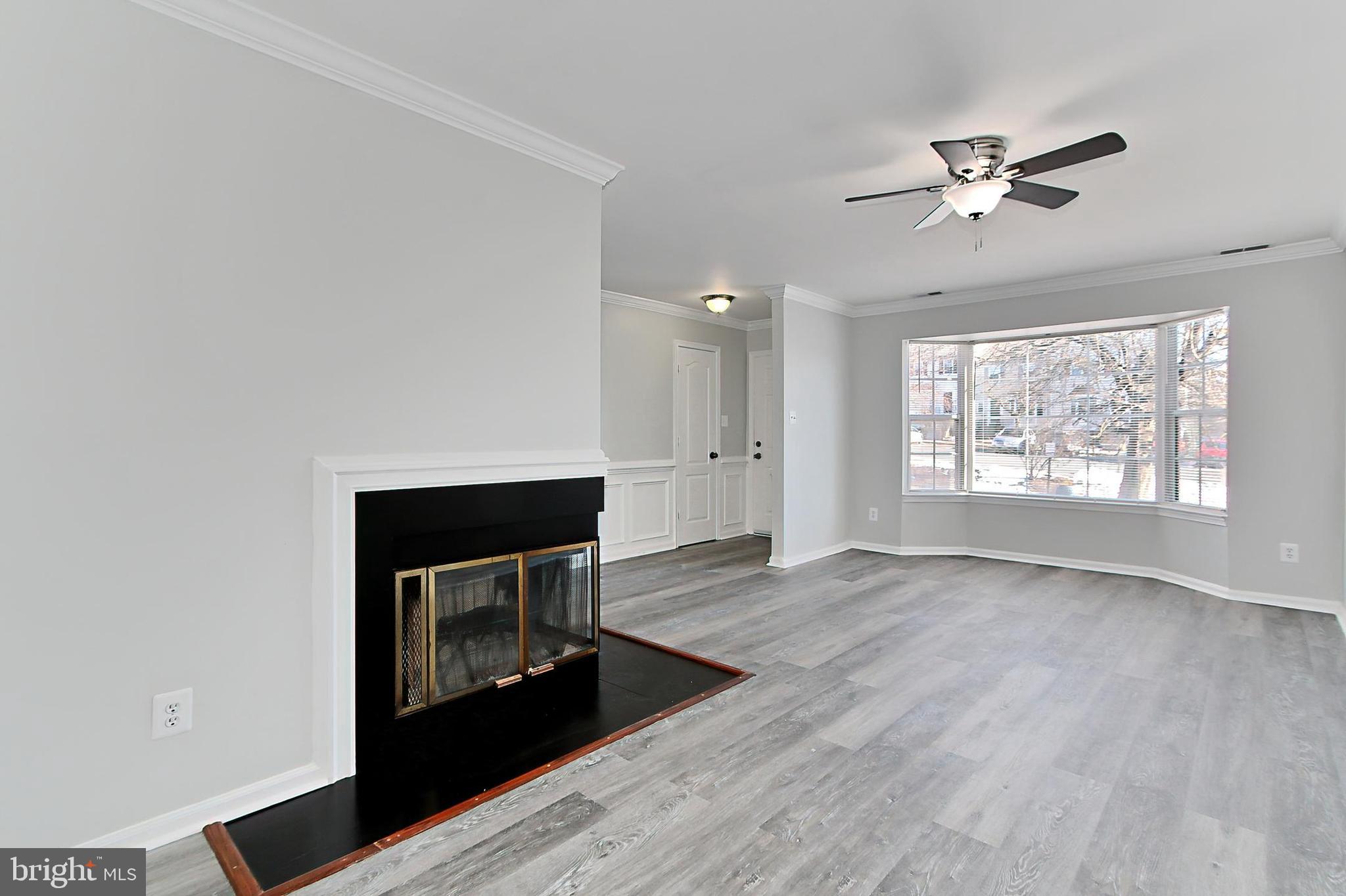 4112 Weeping Willow Ct #131b