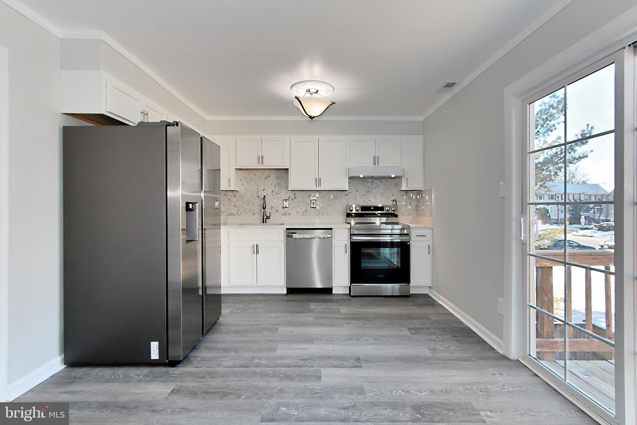 4112 Weeping Willow Ct #131b