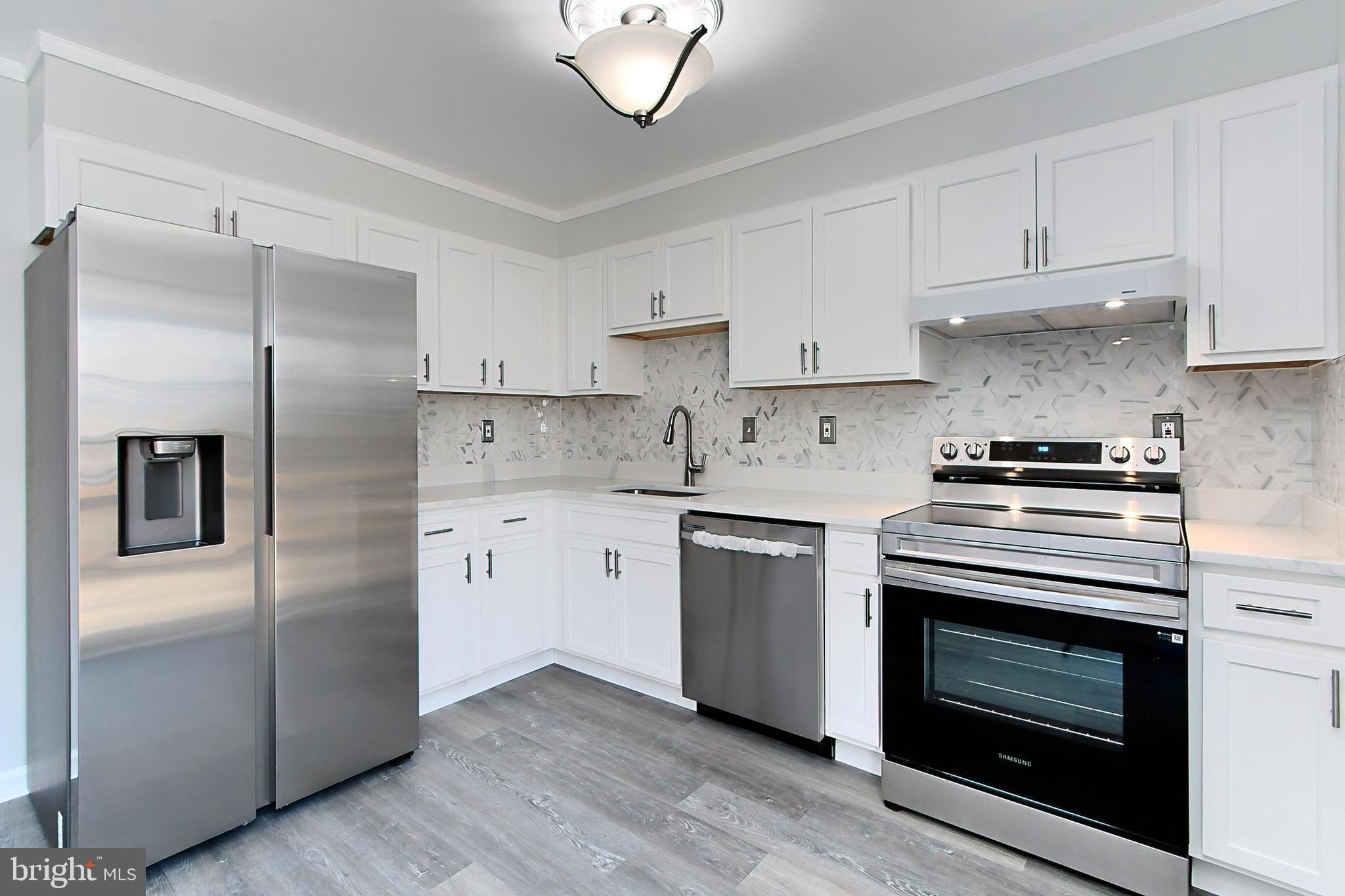 4112 Weeping Willow Ct #131b