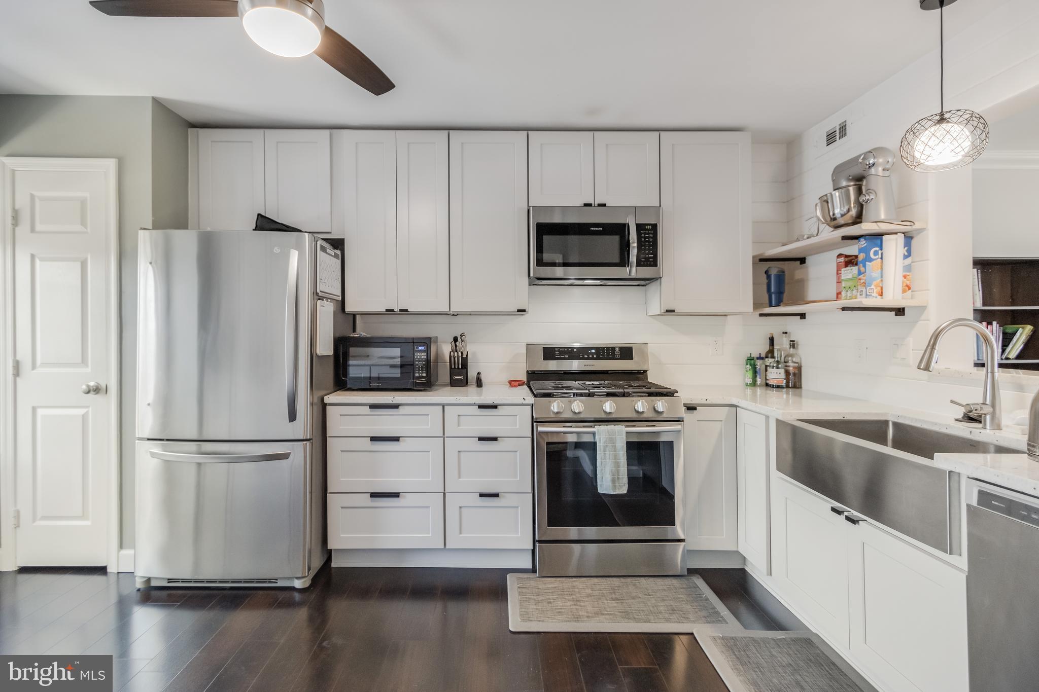 14725 Grobie Pond Ln