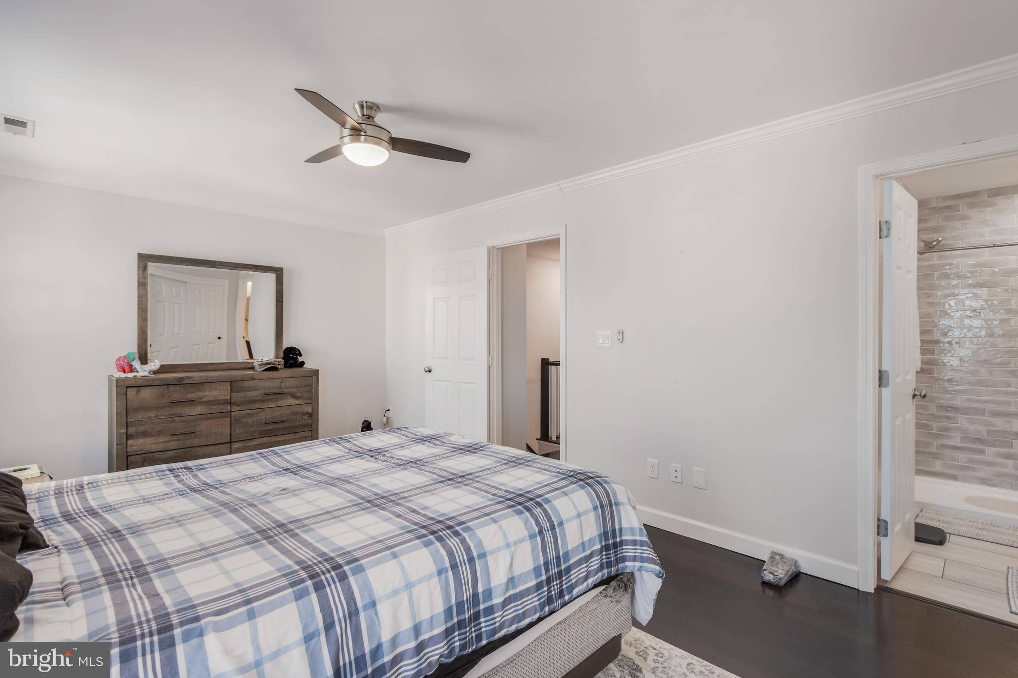 14725 Grobie Pond Ln