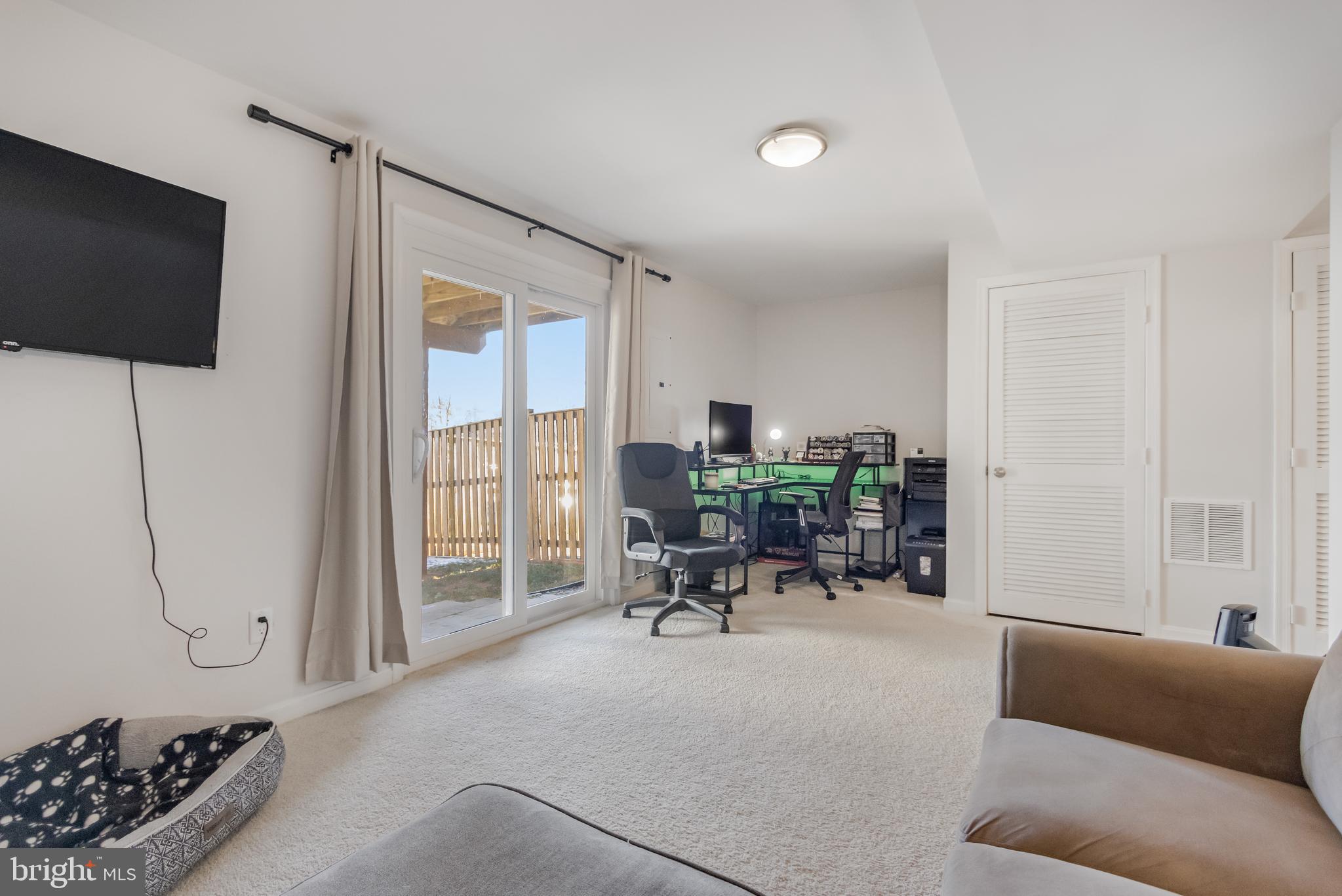 14725 Grobie Pond Ln