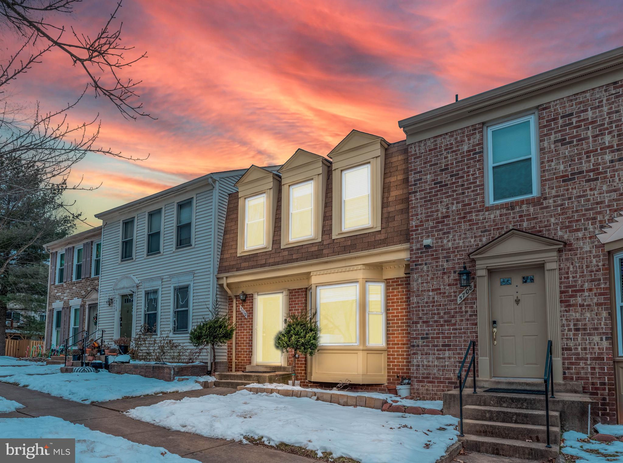 5710 Heritage Crossing Ct