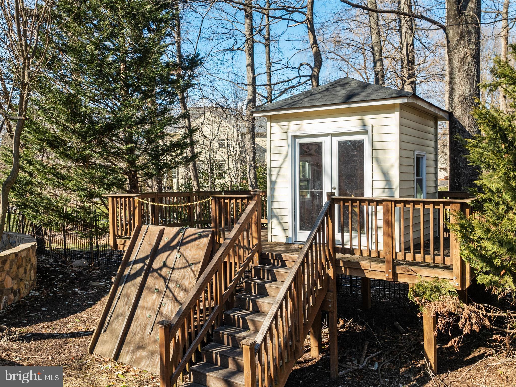 1187 Broad Creek Pl