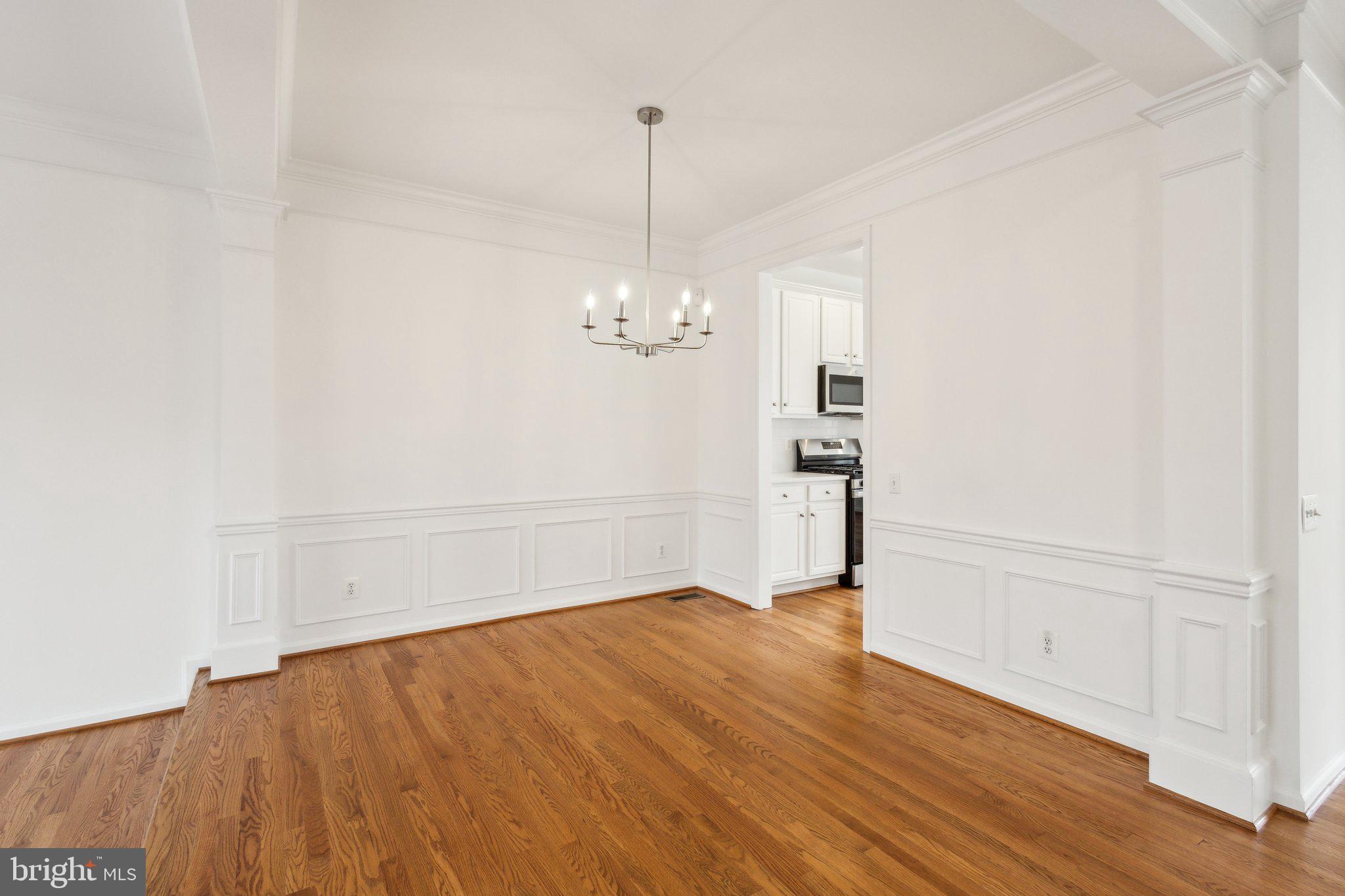 6150 Manchester Park Cir