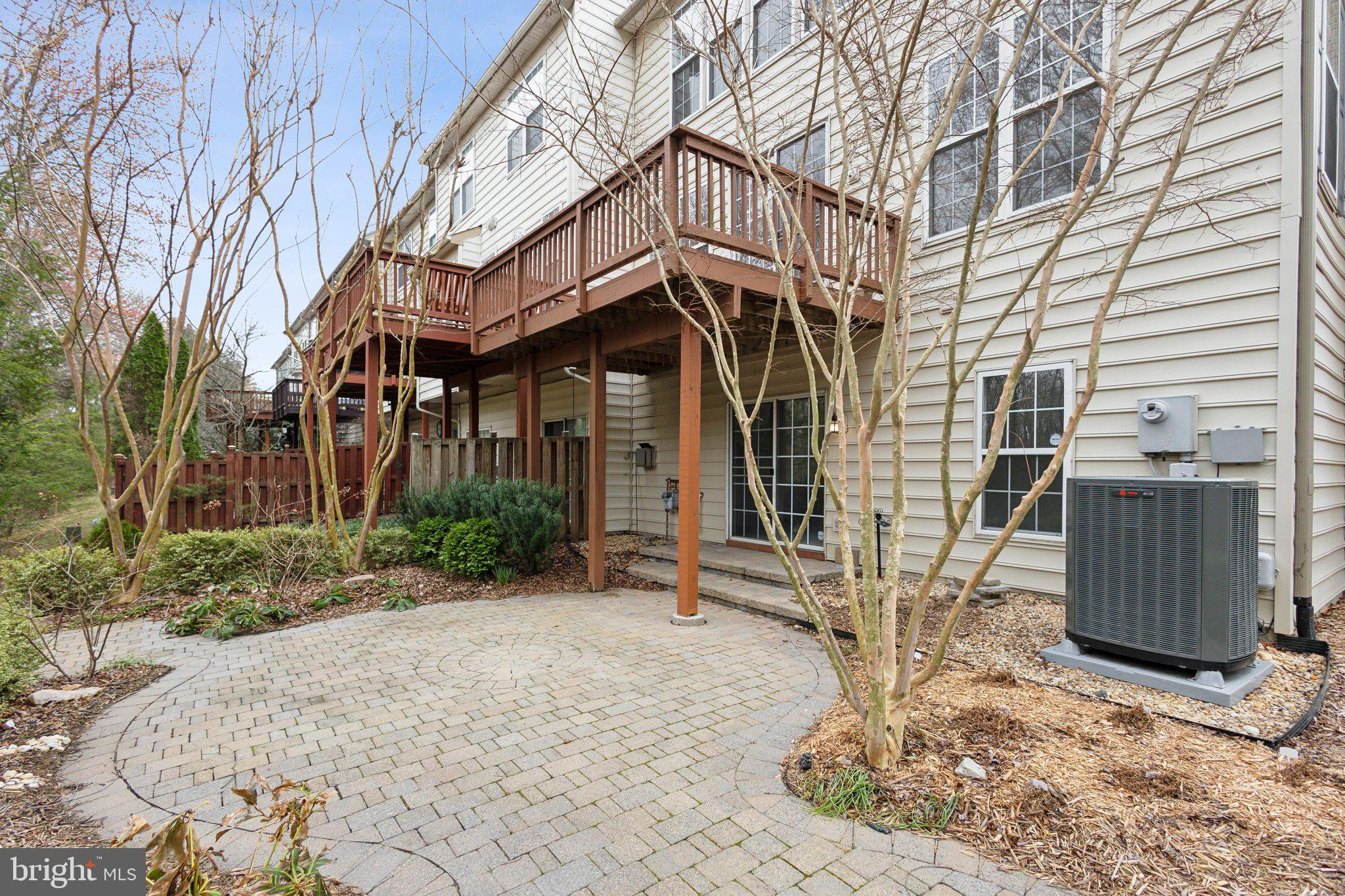 6150 Manchester Park Cir