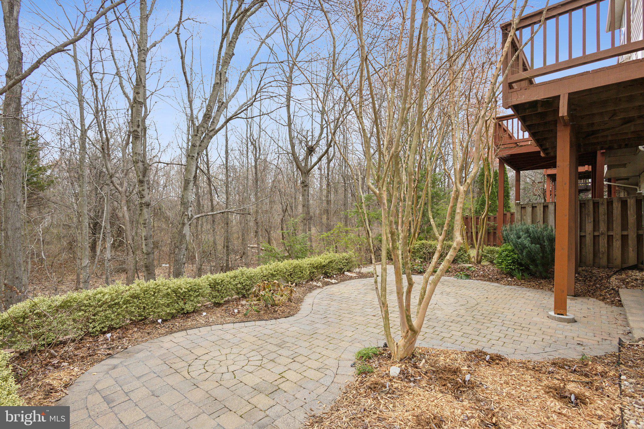 6150 Manchester Park Cir