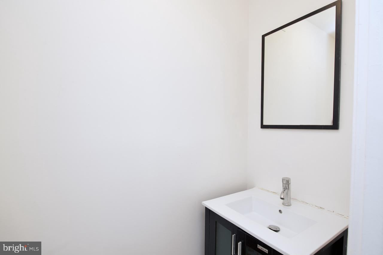 8603 Burling Wood Dr