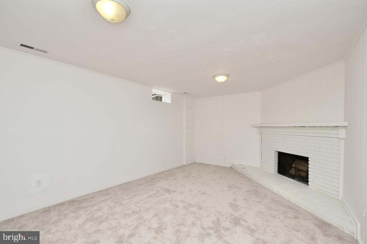 8603 Burling Wood Dr