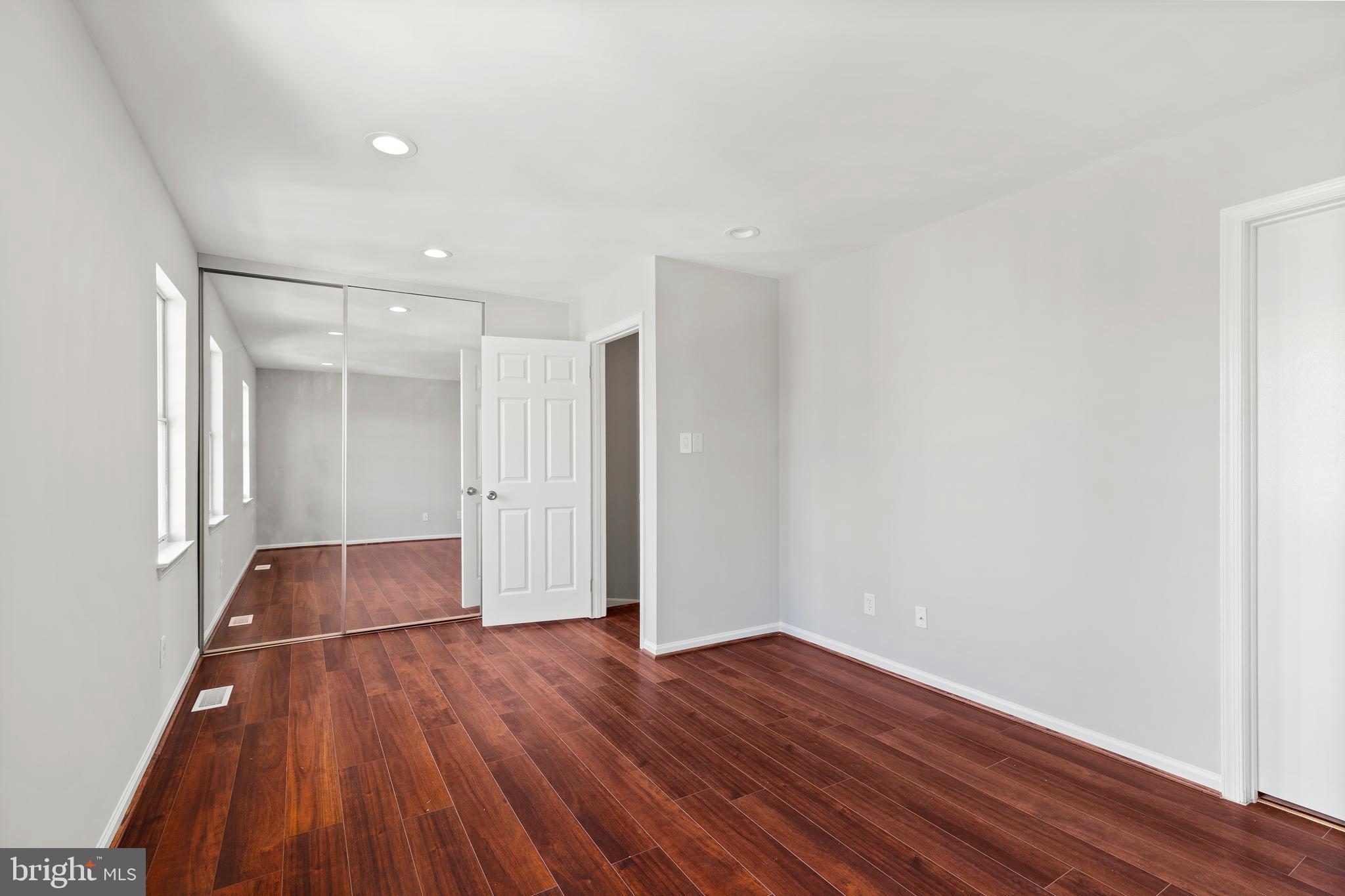 13725 Autumn Vale Ct #23d