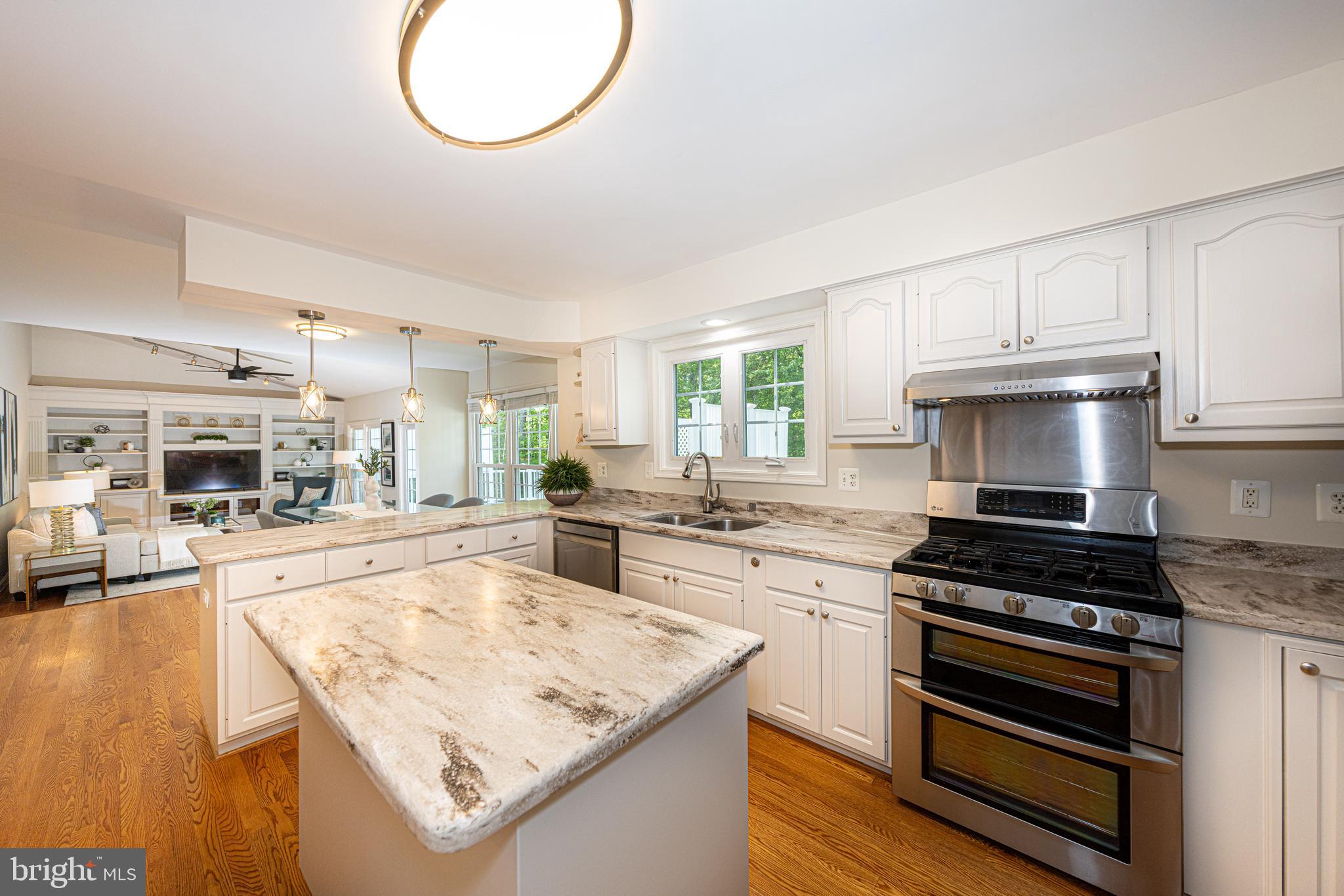 9126 John Way