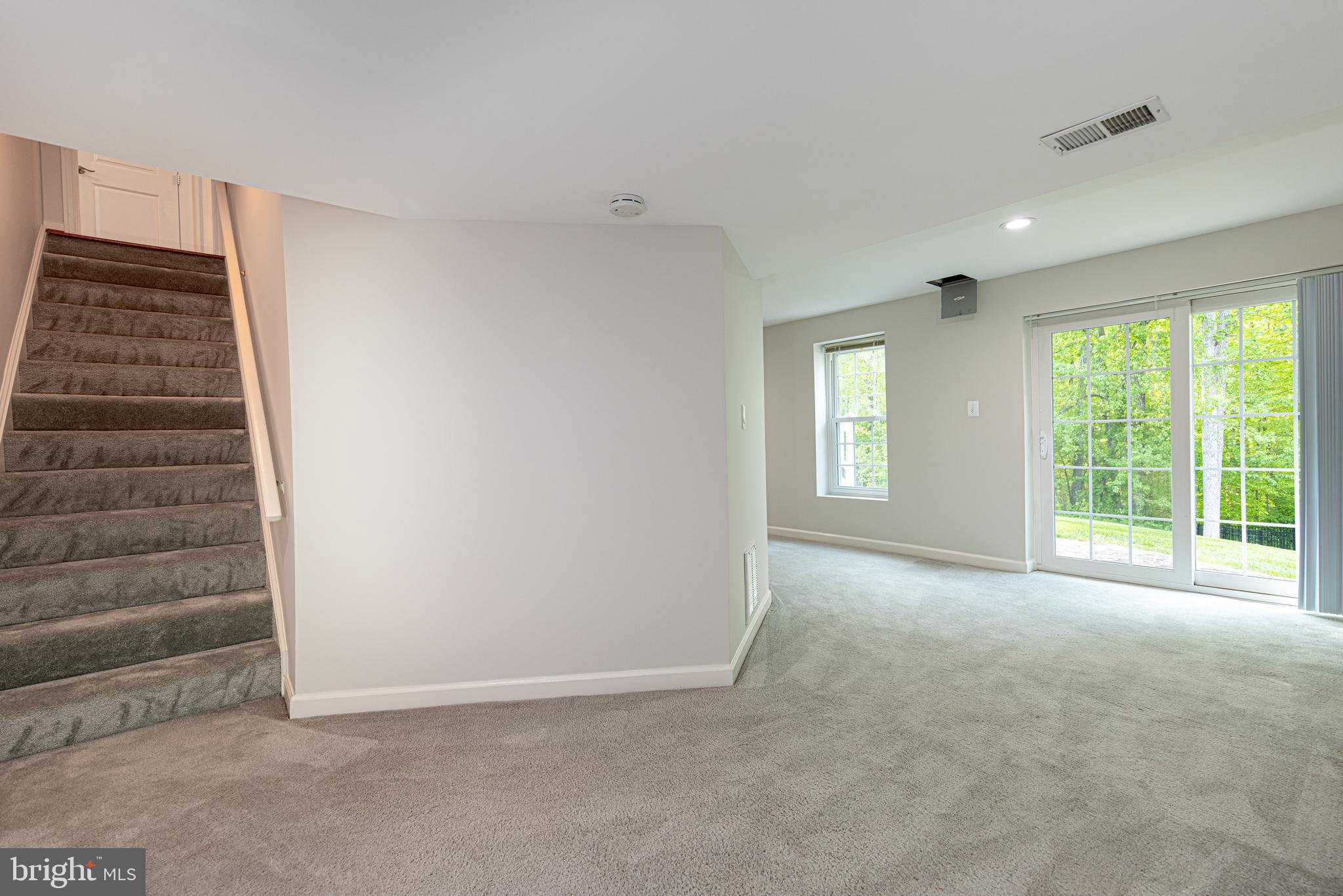 9126 John Way