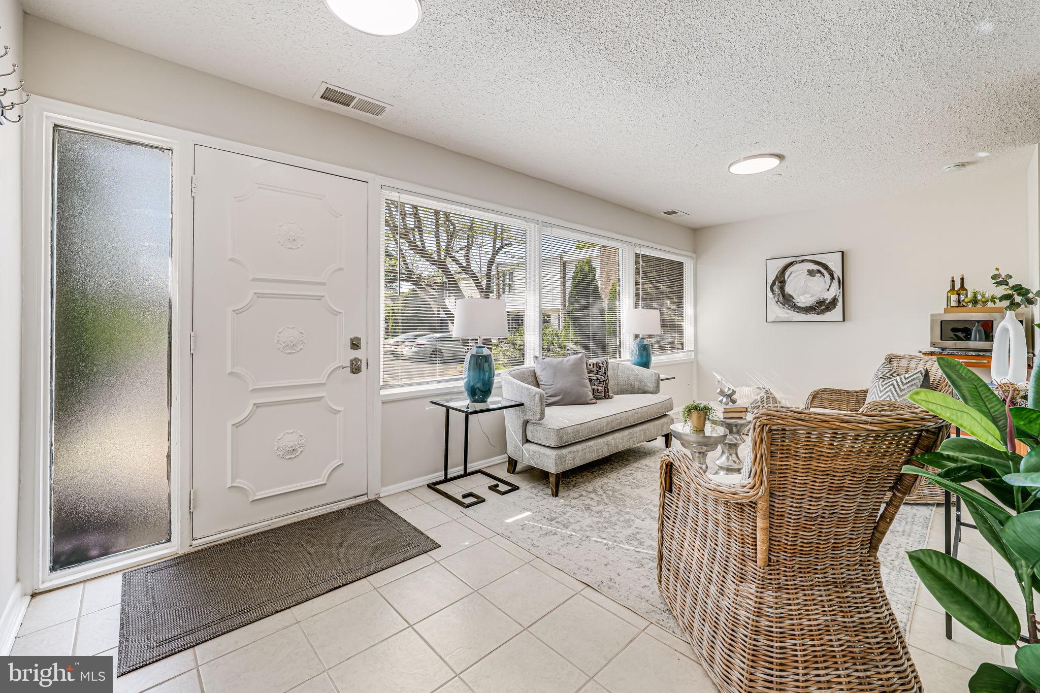1222 Magnolia Ln