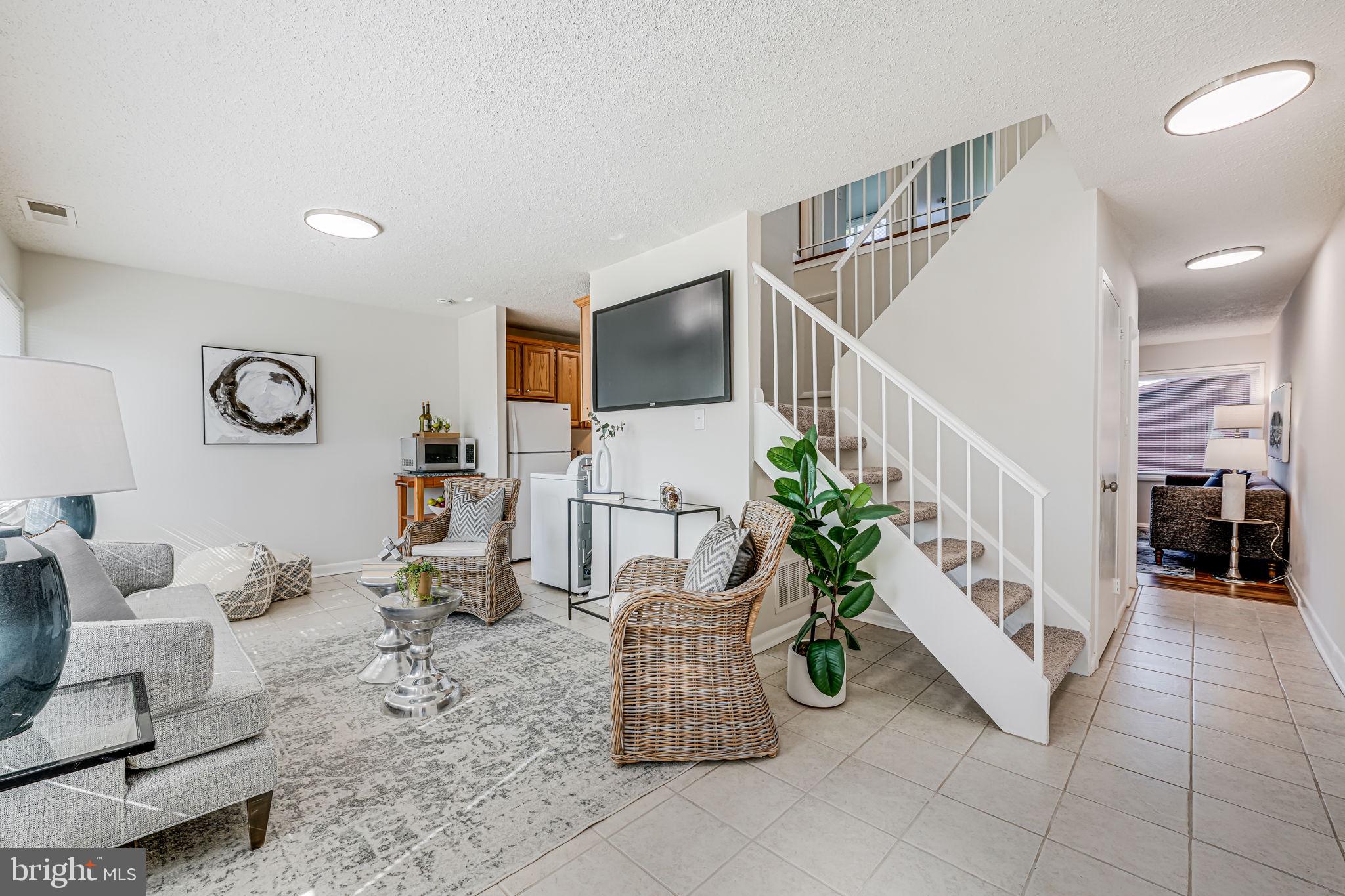 1222 Magnolia Ln