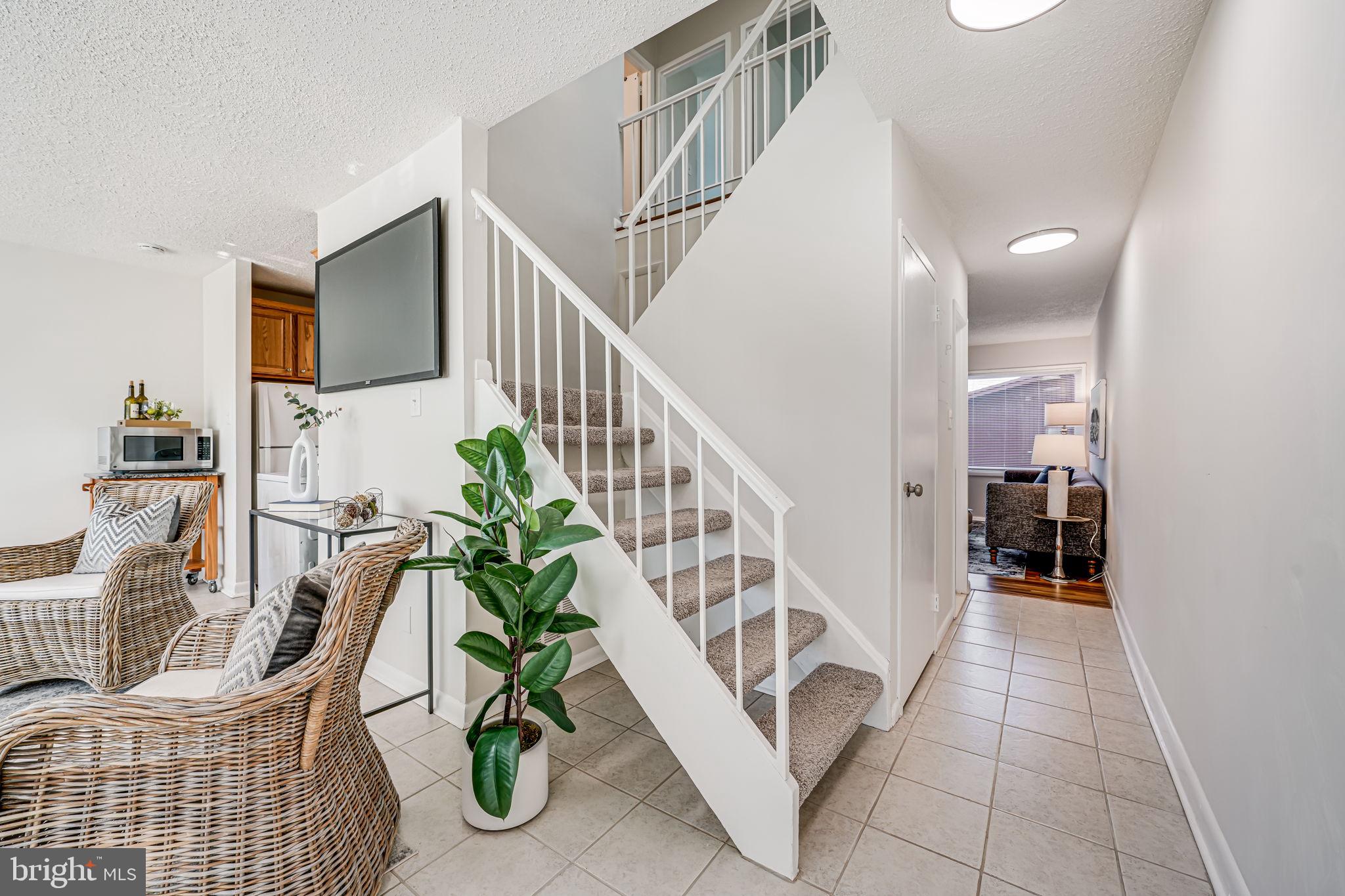 1222 Magnolia Ln