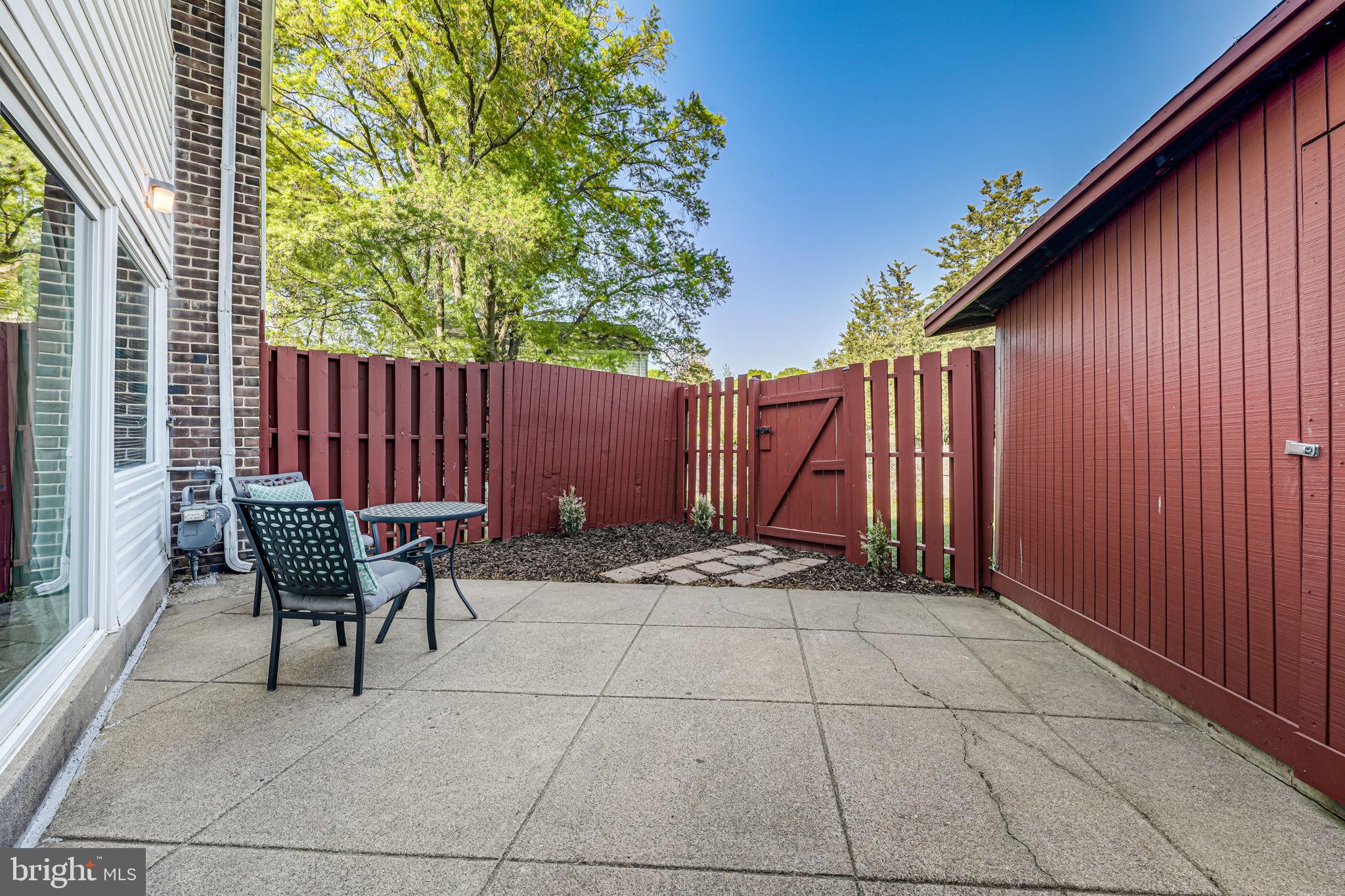 1222 Magnolia Ln