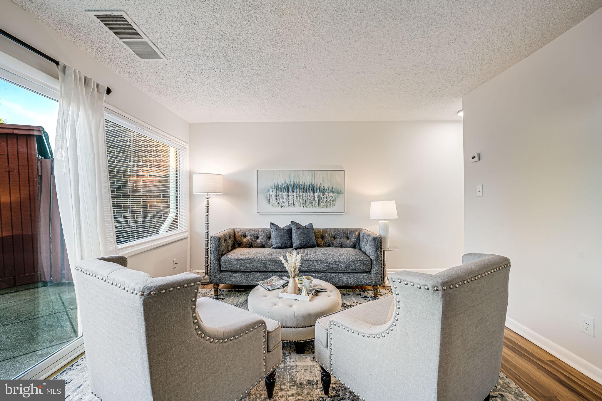 1222 Magnolia Ln