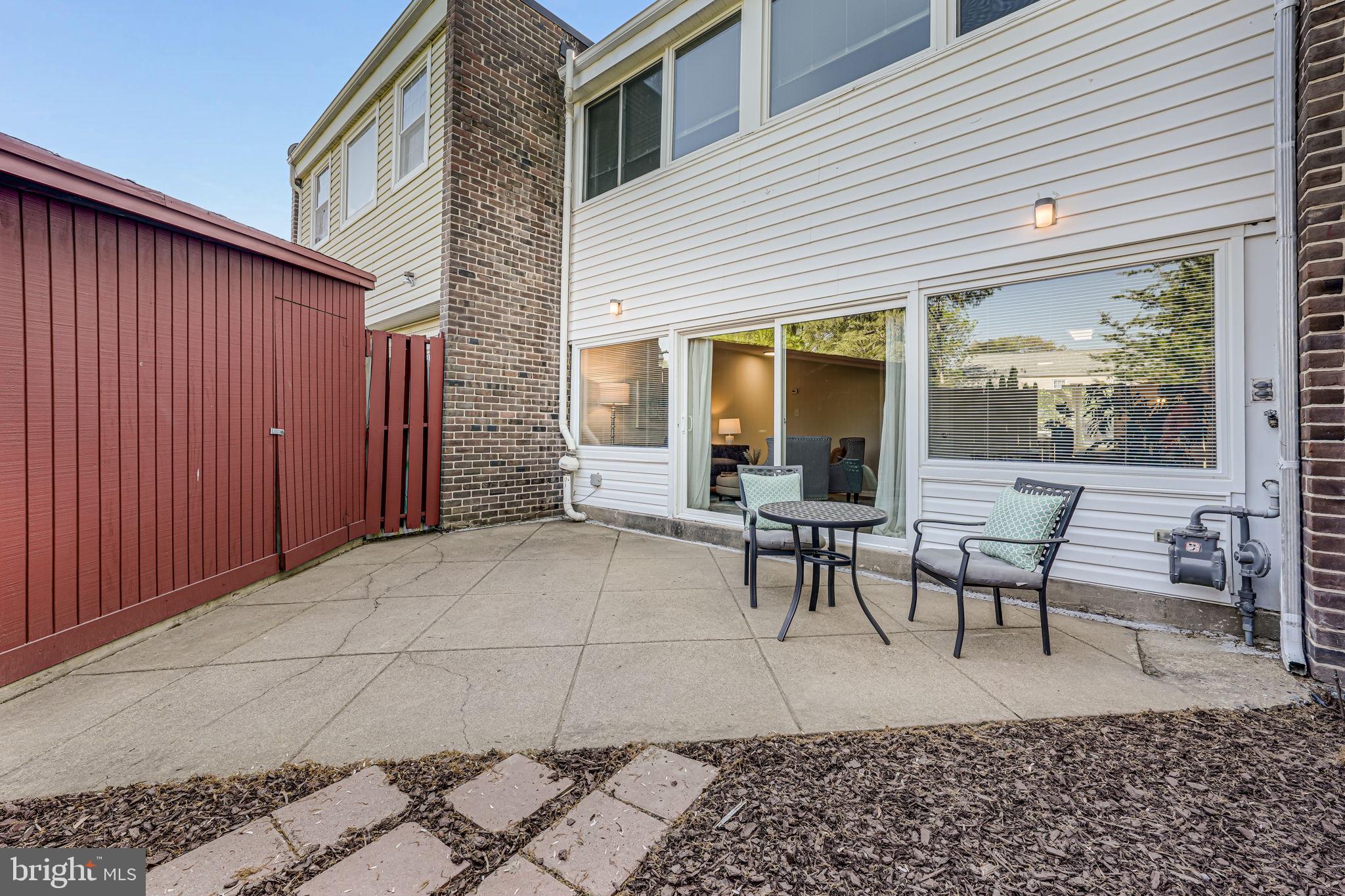1222 Magnolia Ln