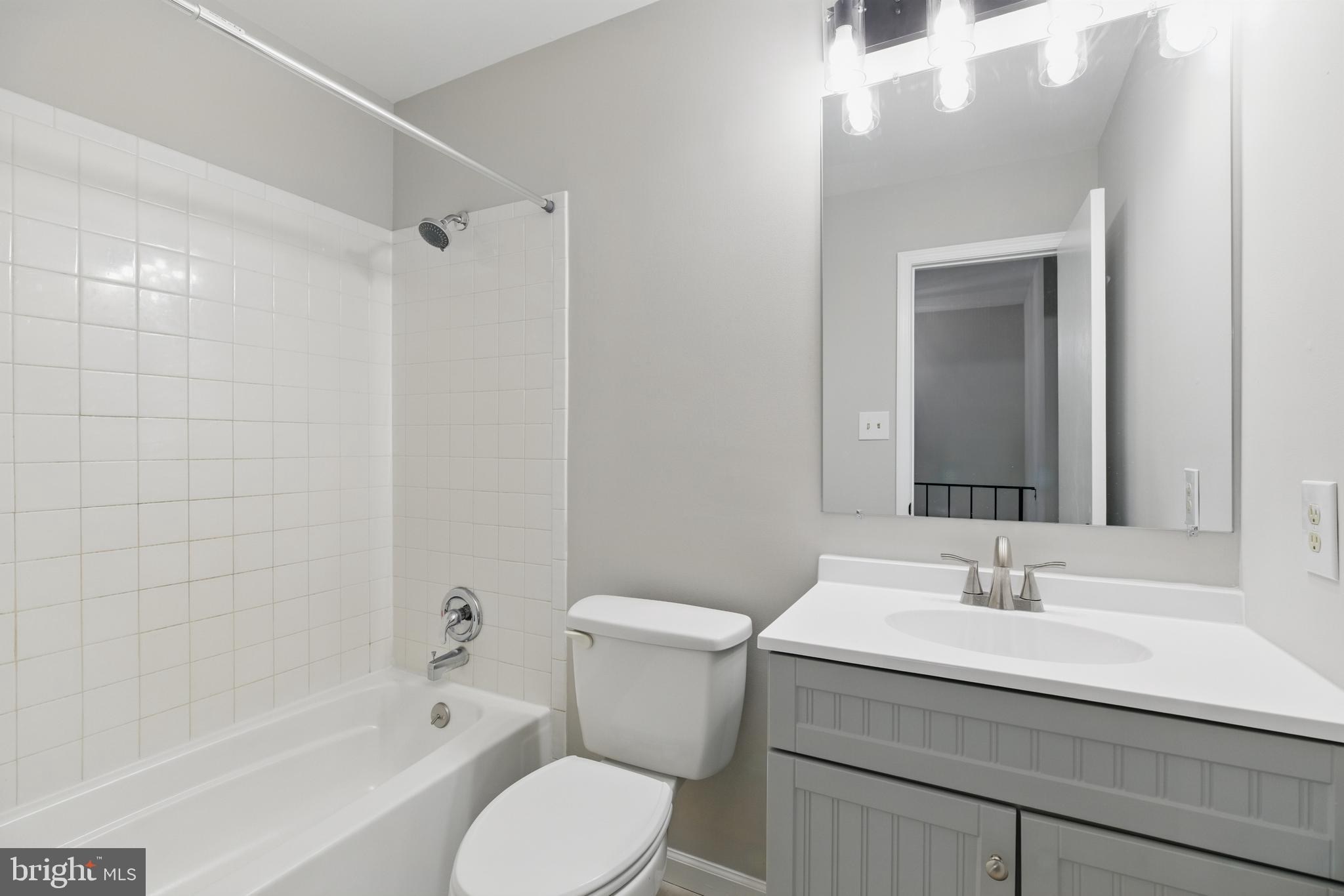 4038 SPRING RUN COURT 7A