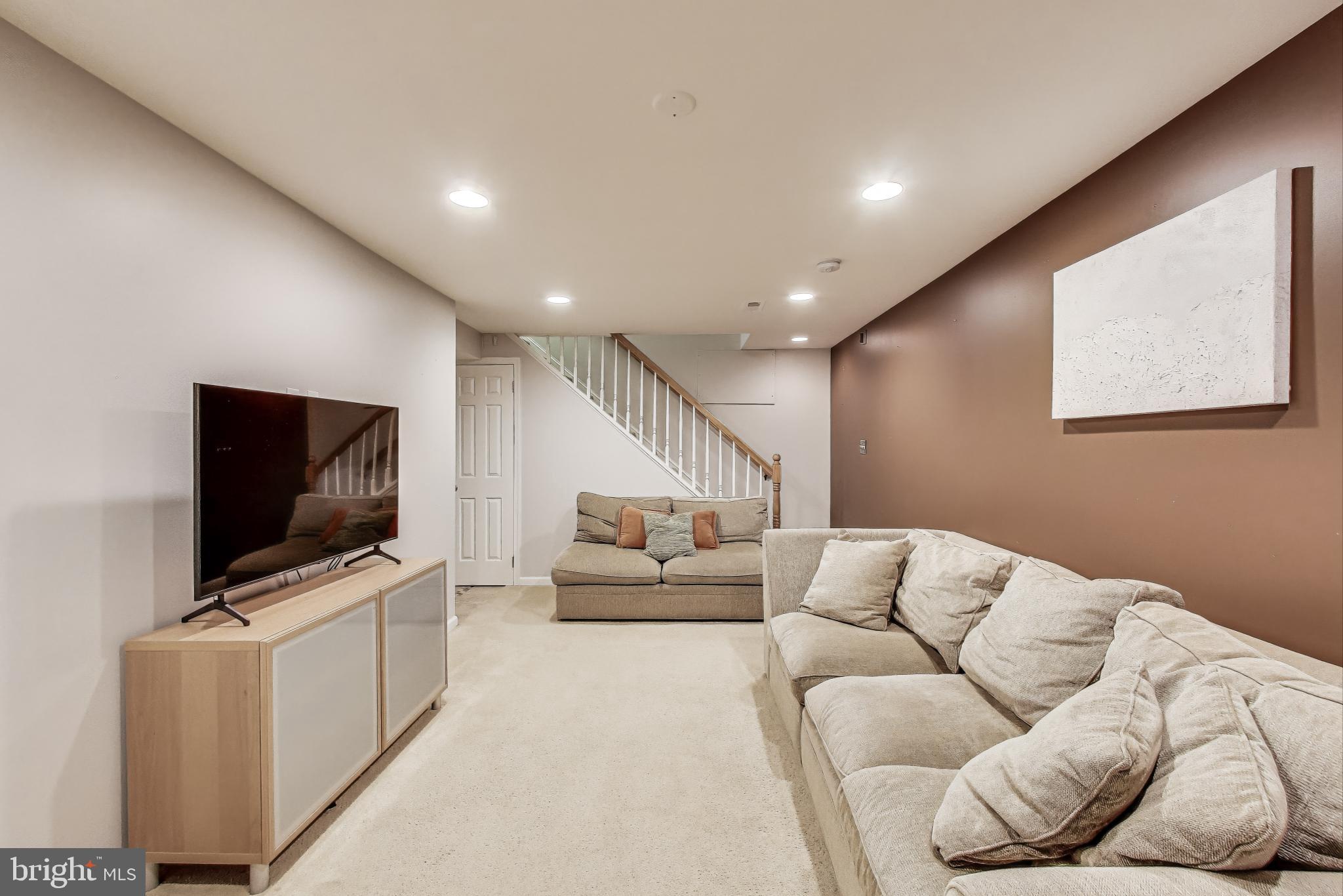12209 Rowan Tree Dr