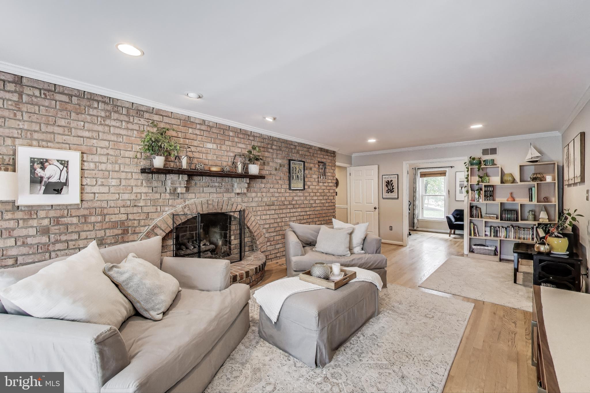 12209 Rowan Tree Dr