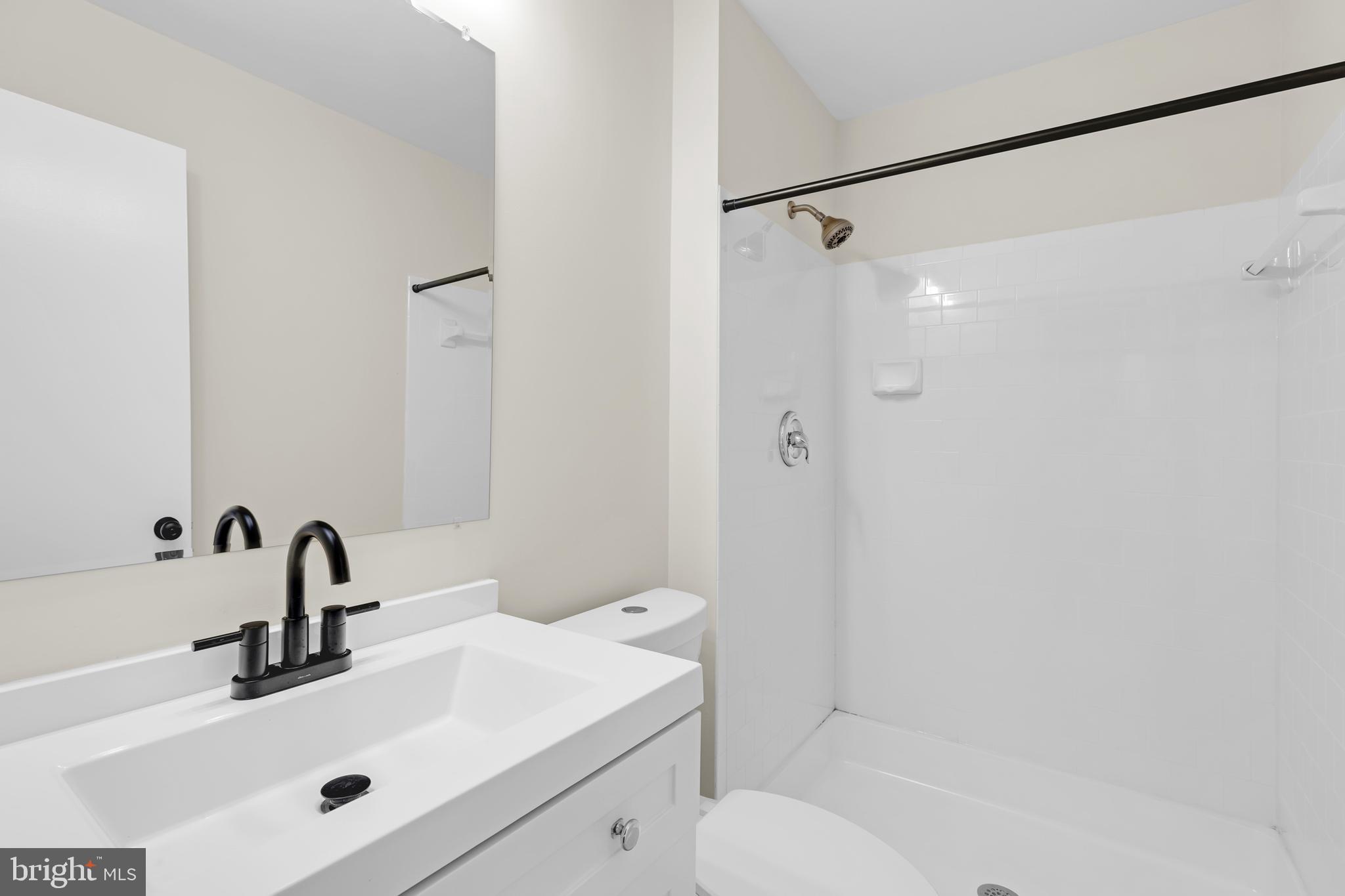 4190 Pleasant Meadow Ct #102b