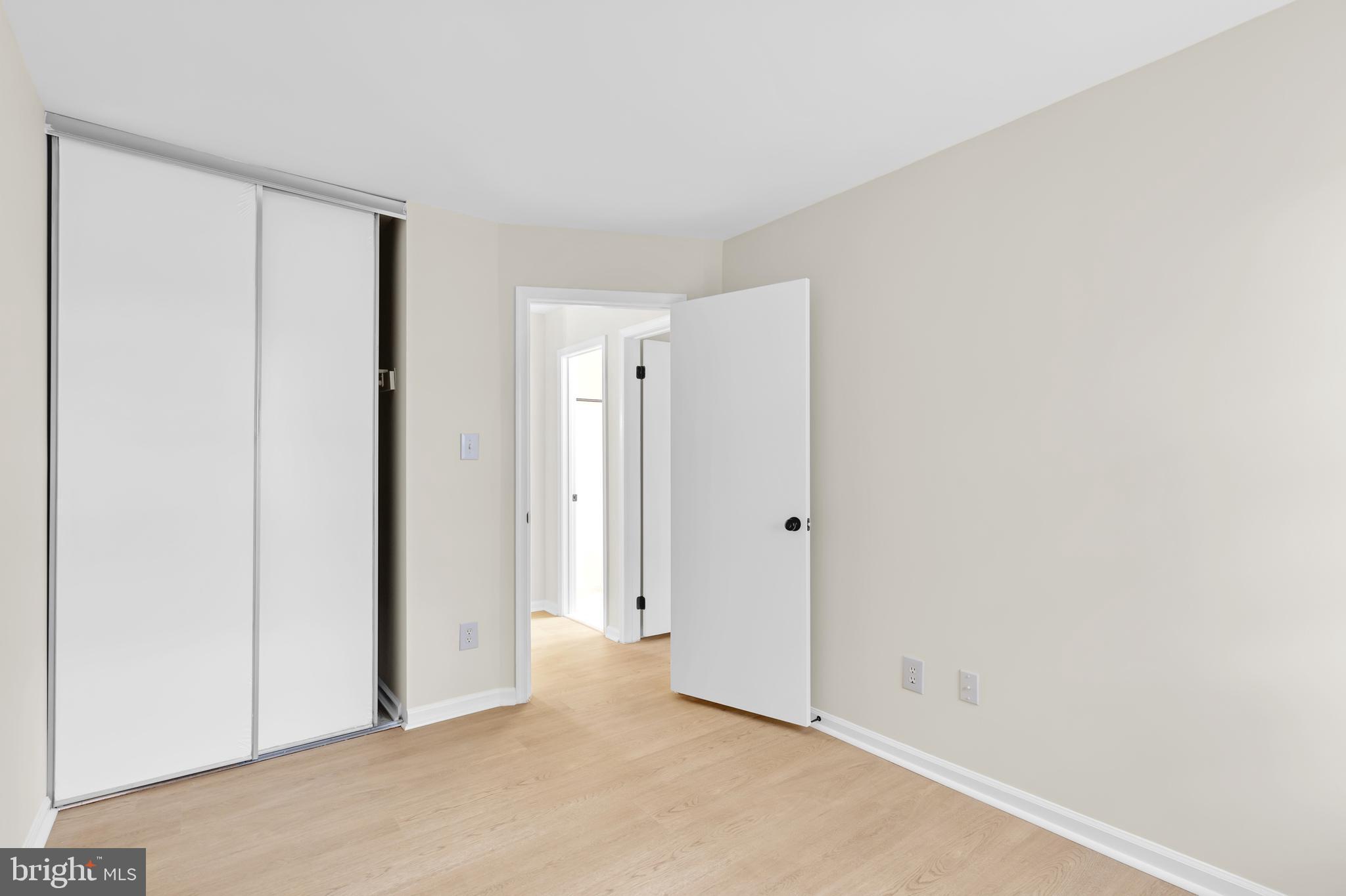 4190 Pleasant Meadow Ct #102b