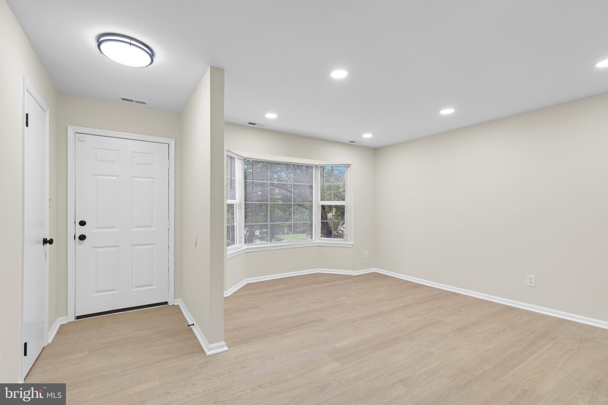 4190 Pleasant Meadow Ct #102b