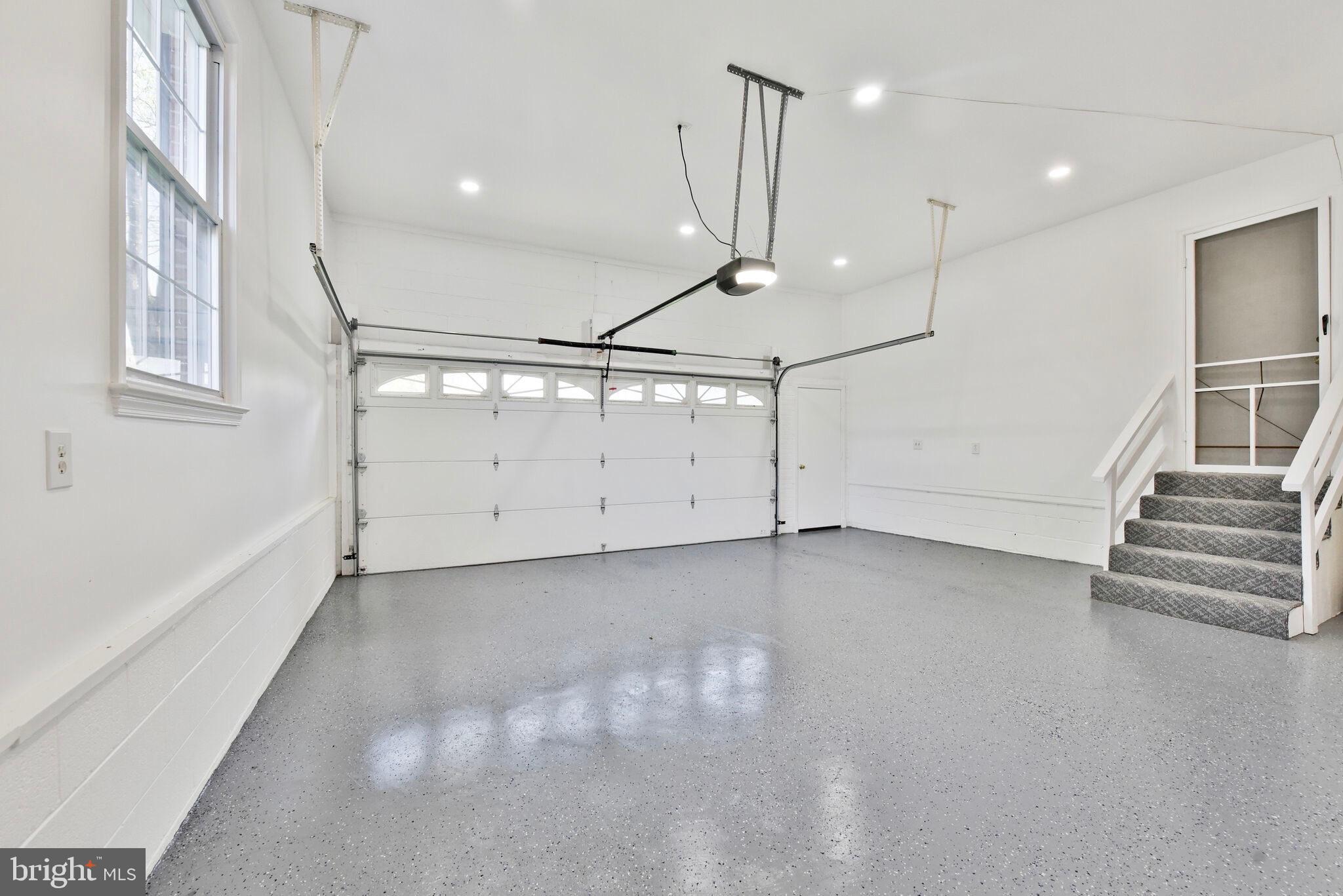 1517 Tuba Ct