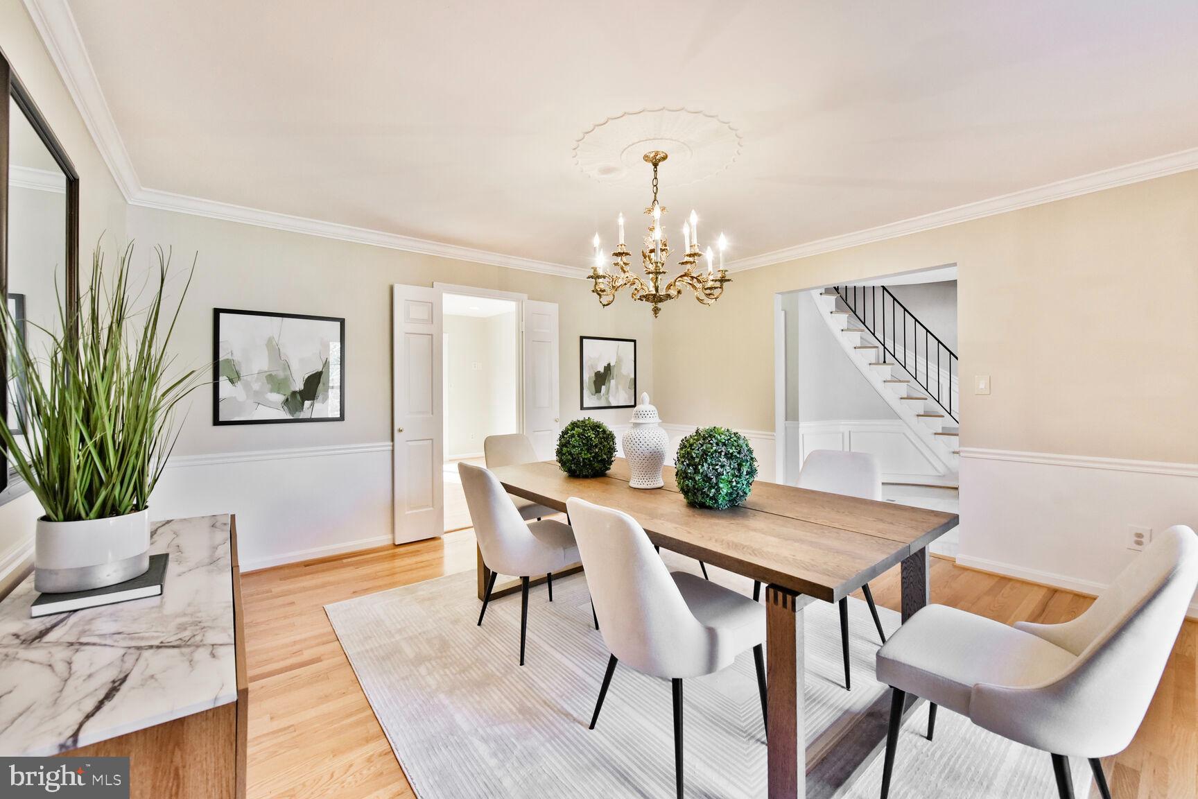 1517 Tuba Ct