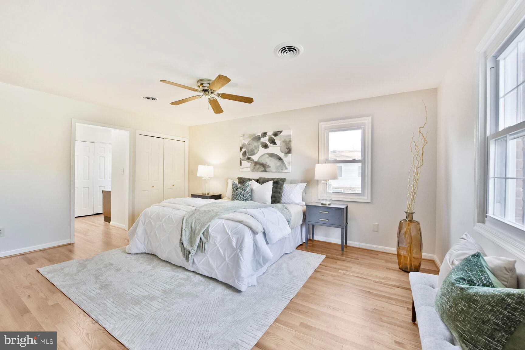 1517 Tuba Ct