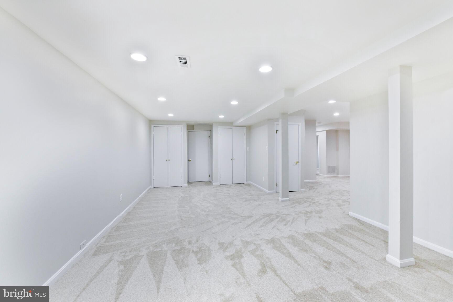 1517 Tuba Ct