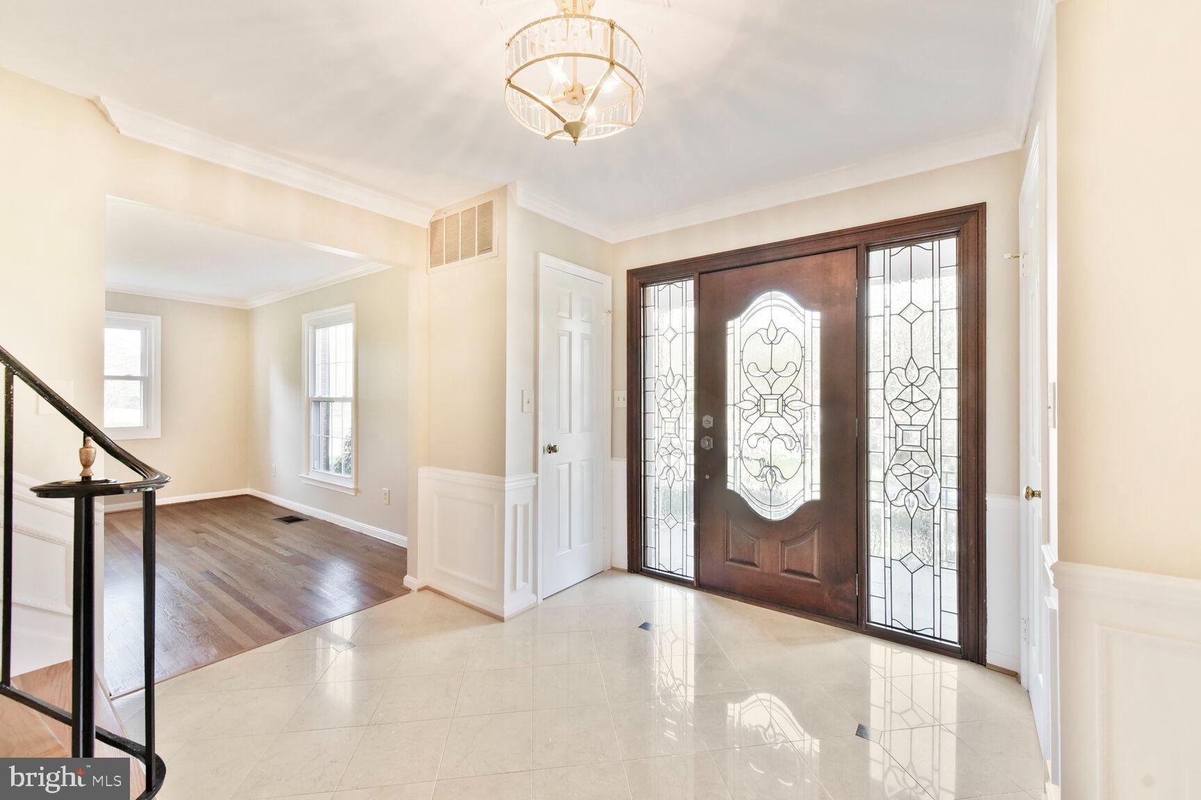 1517 Tuba Ct