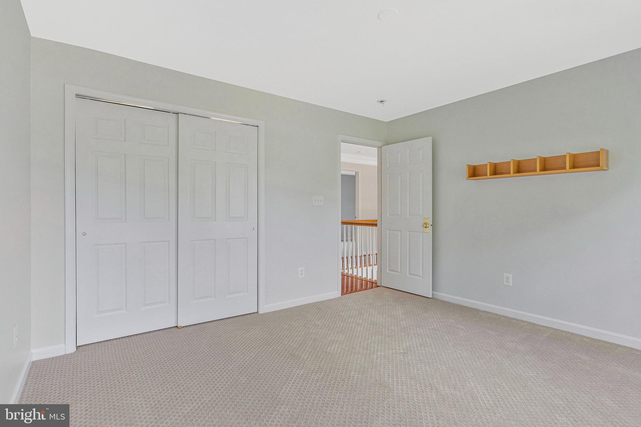 10857 Hunter Gate Way