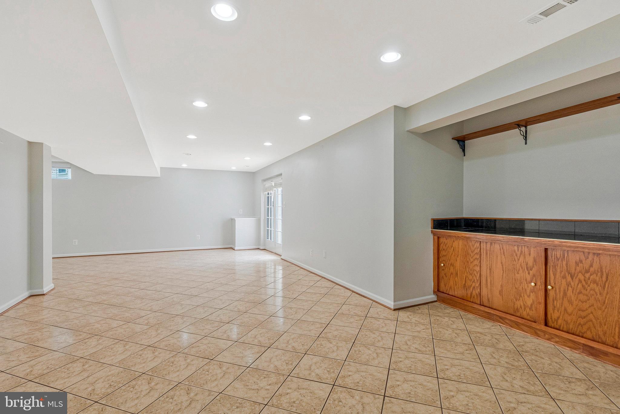 10857 Hunter Gate Way
