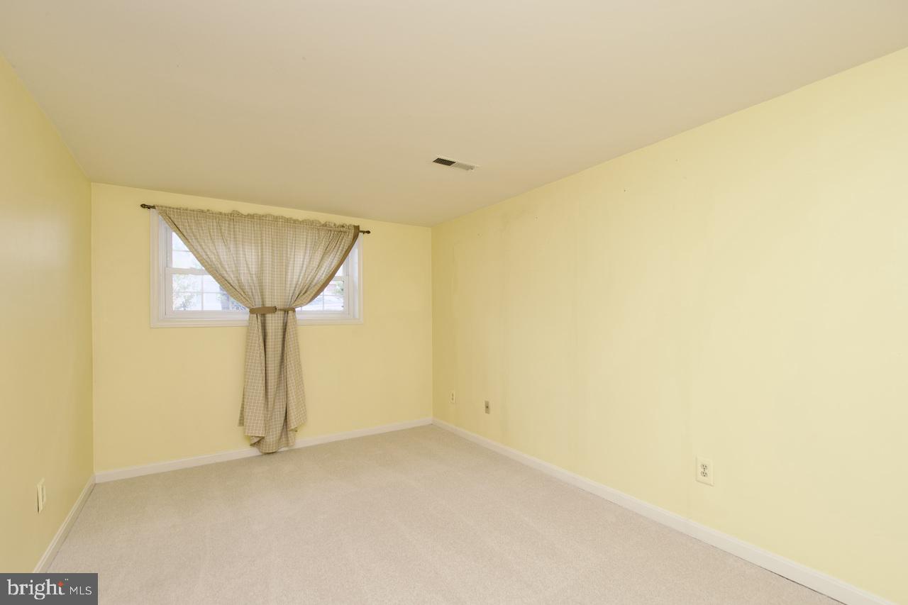8837 EAGLE ROCK LANE