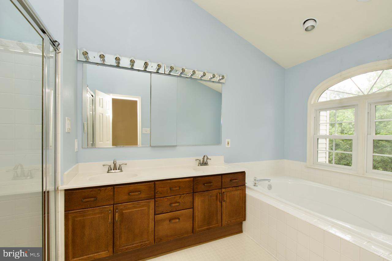8837 EAGLE ROCK LANE