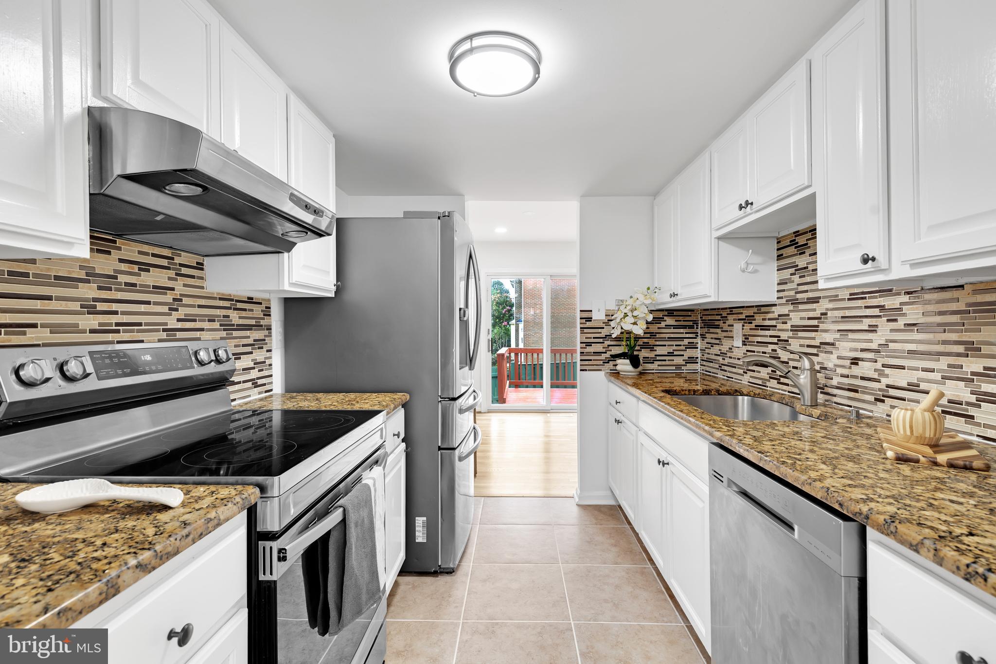 7805 Trevino Ln