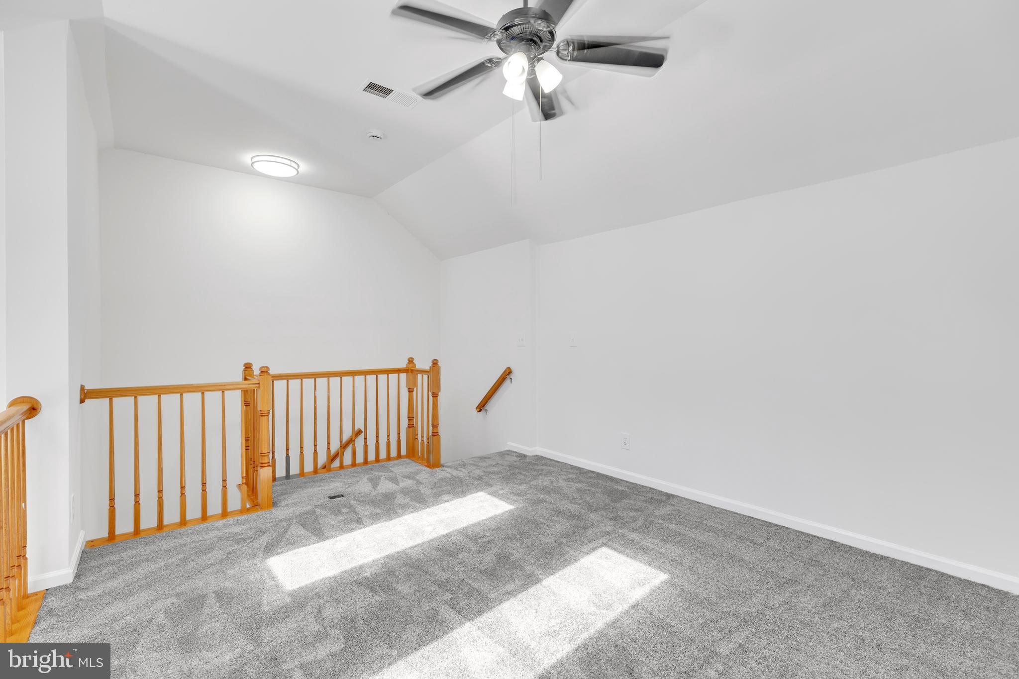 2506 James Monroe Cir