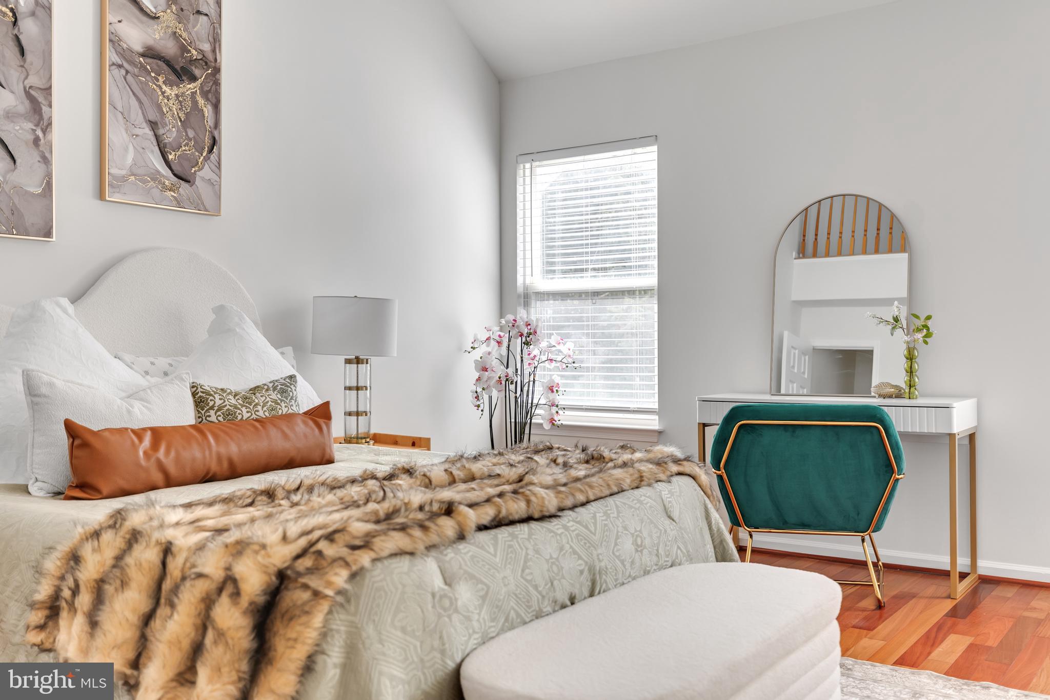 2506 James Monroe Cir