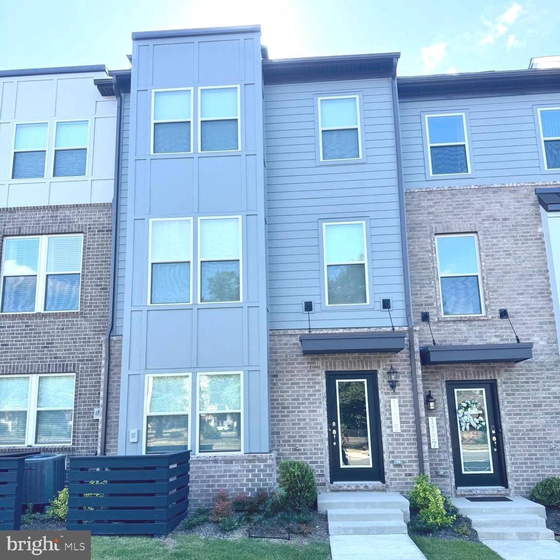 1165 Herndon Parkway Pkwy