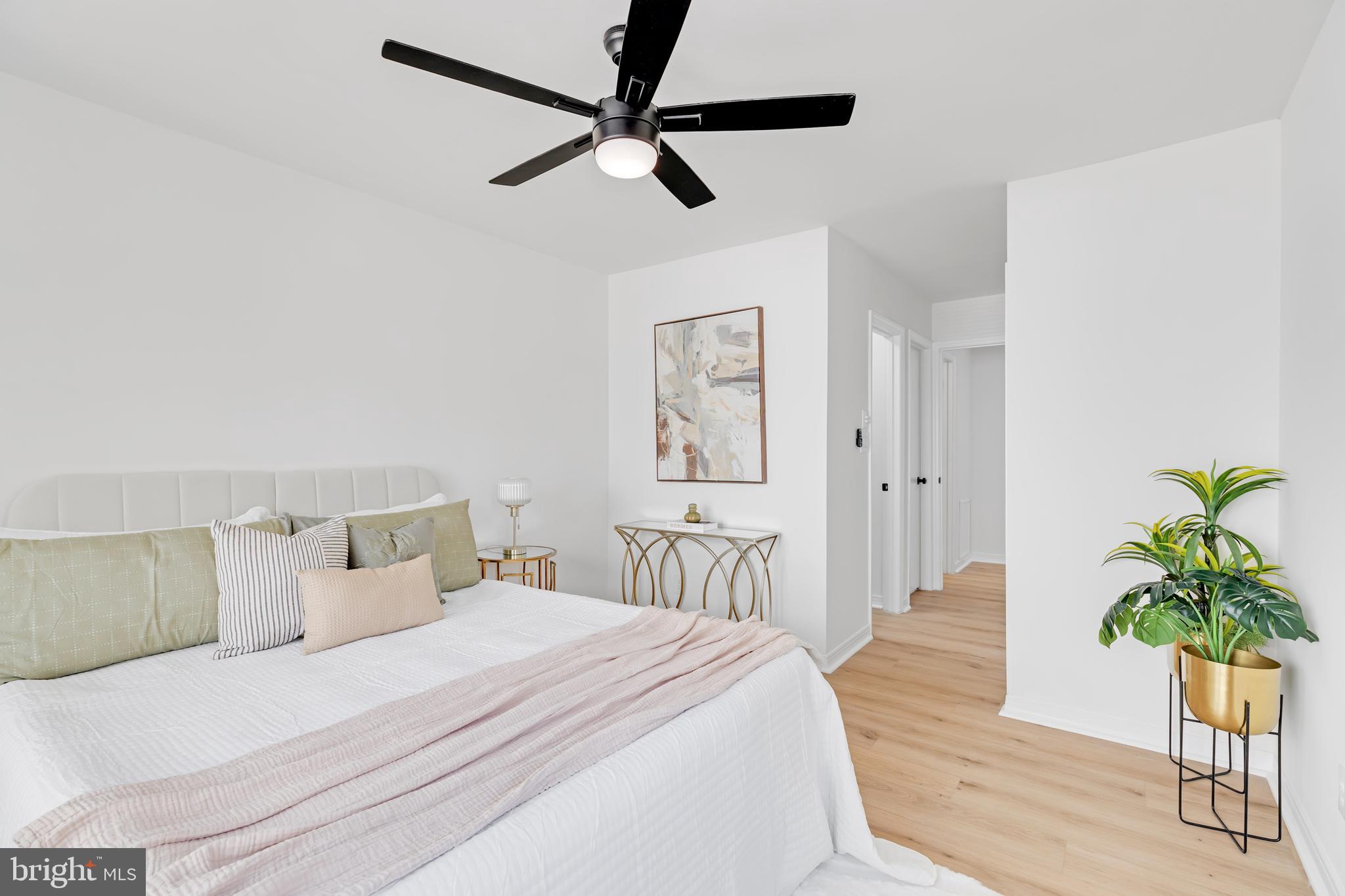 6011 SUNSET RIDGE COURT