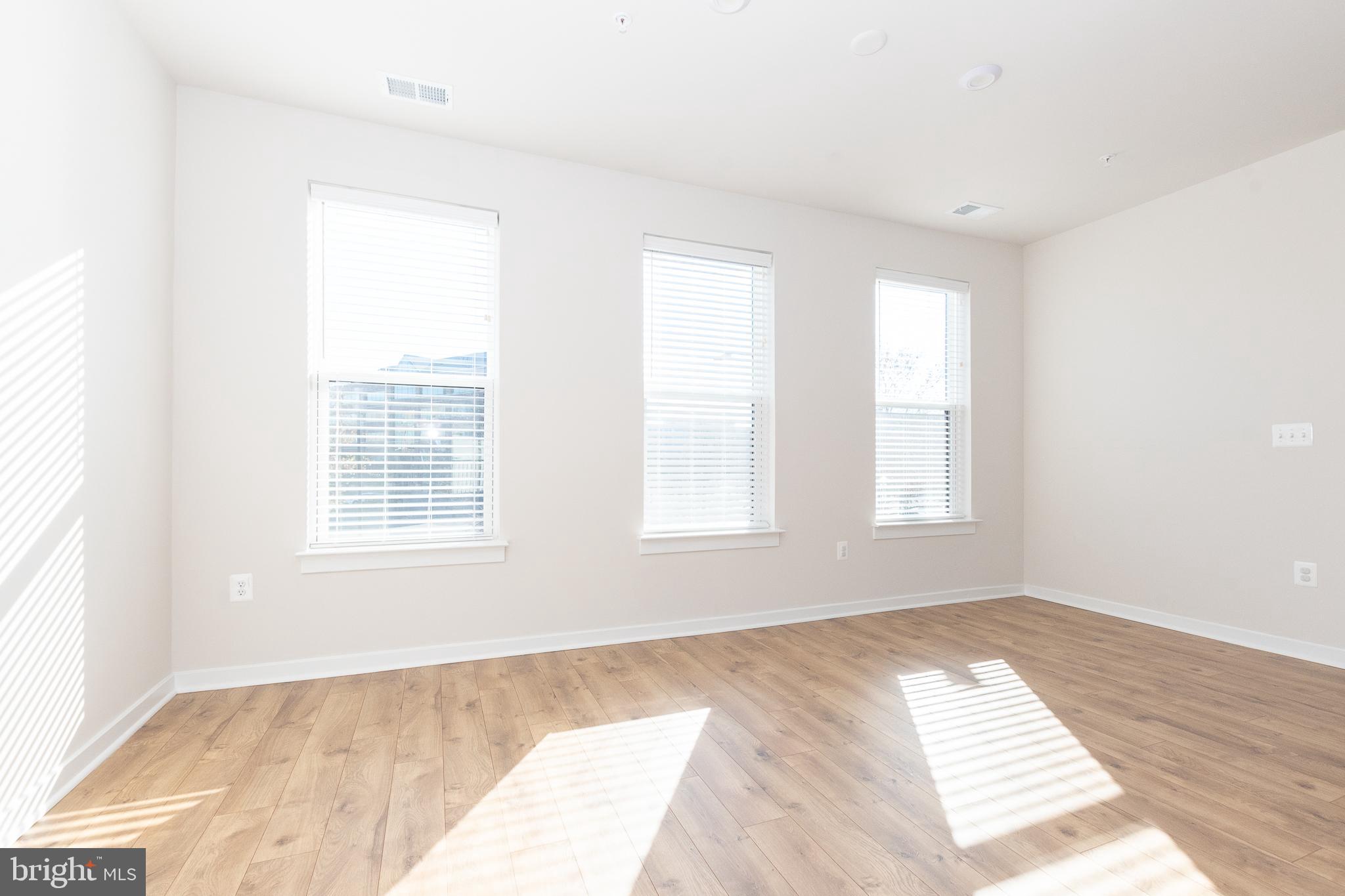 13639 DULLES TECHNOLOGY DRIVE 158