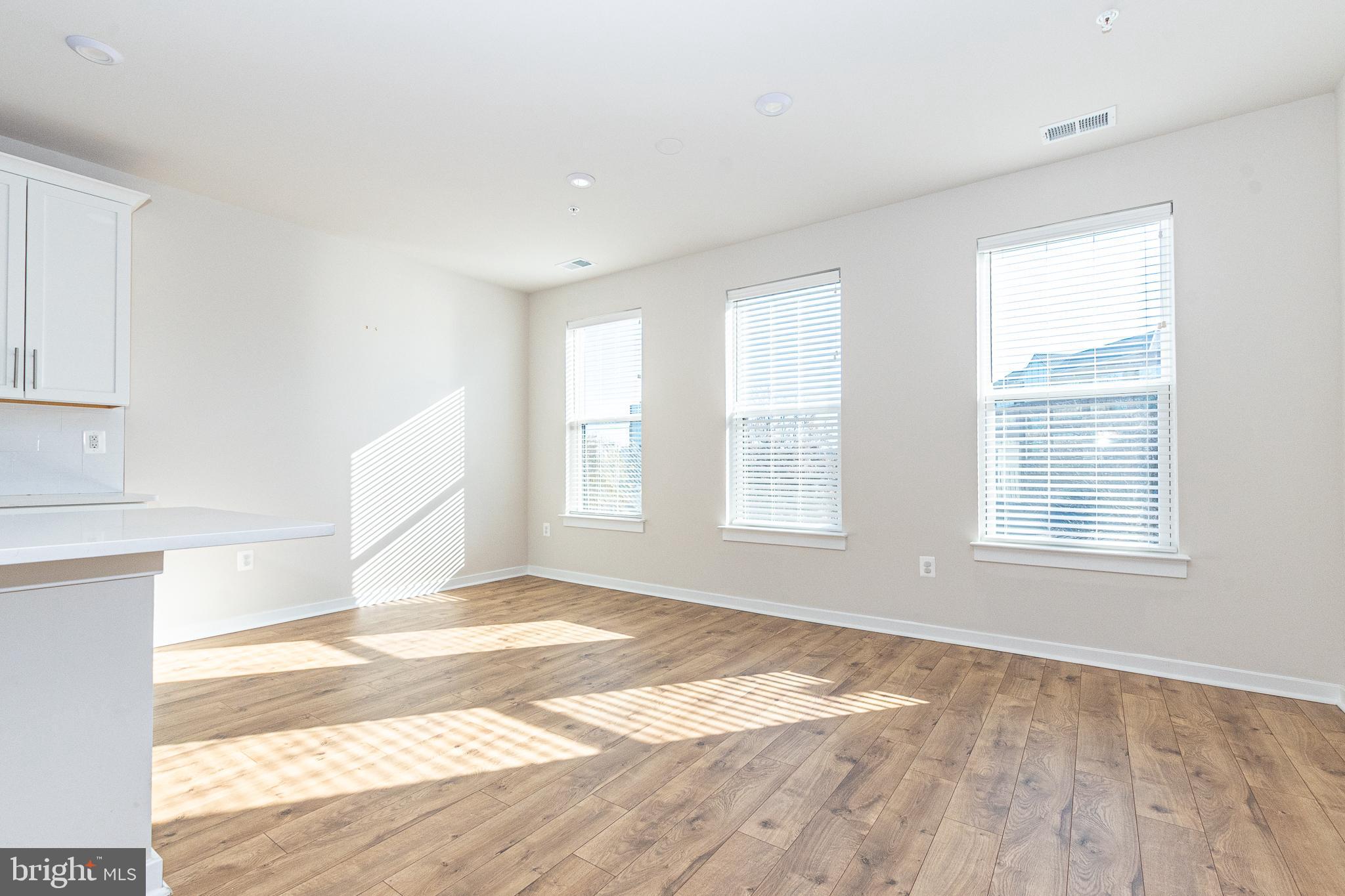 13639 DULLES TECHNOLOGY DRIVE 158