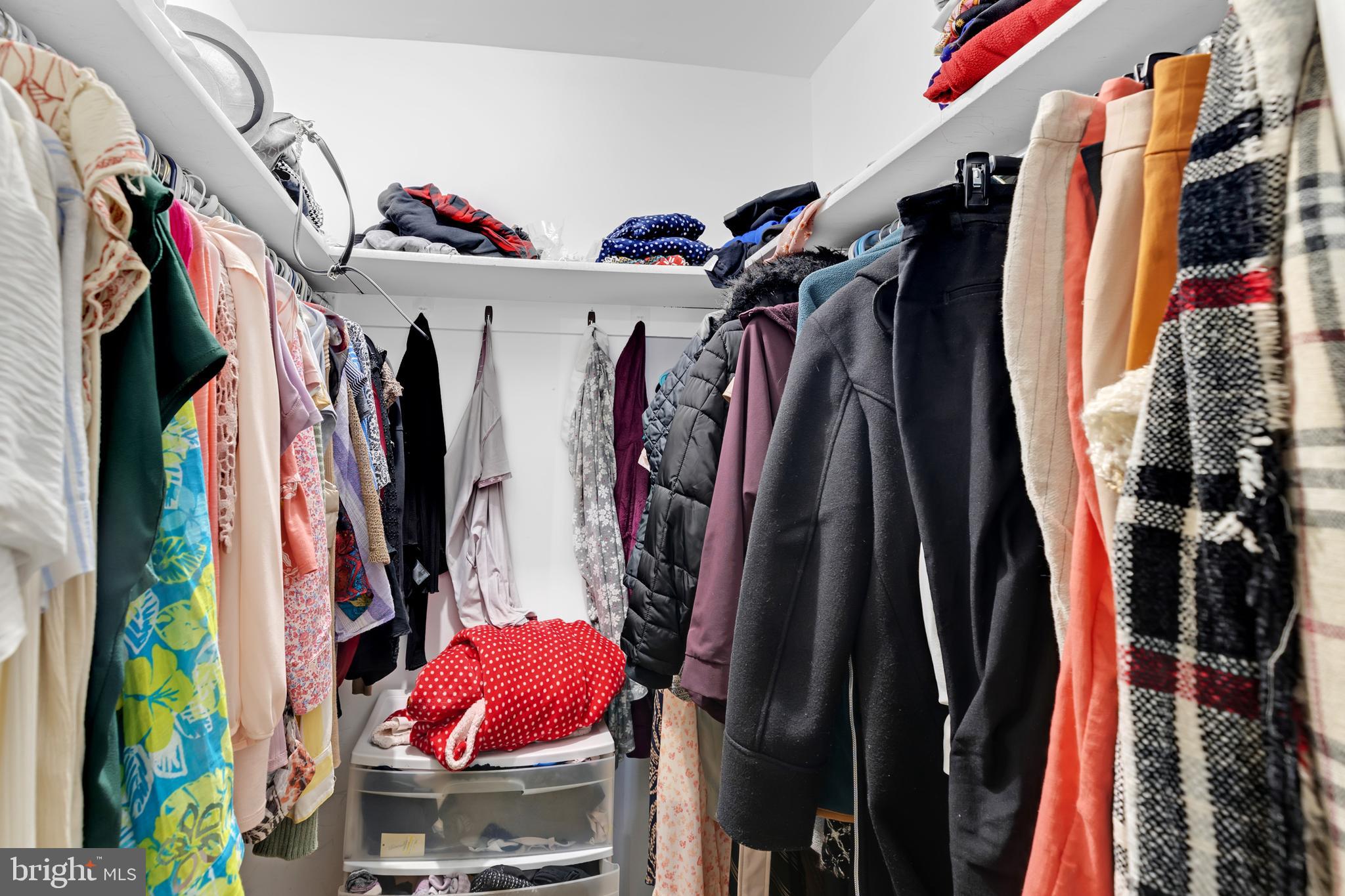 563 FLORIDA AVENUE 202