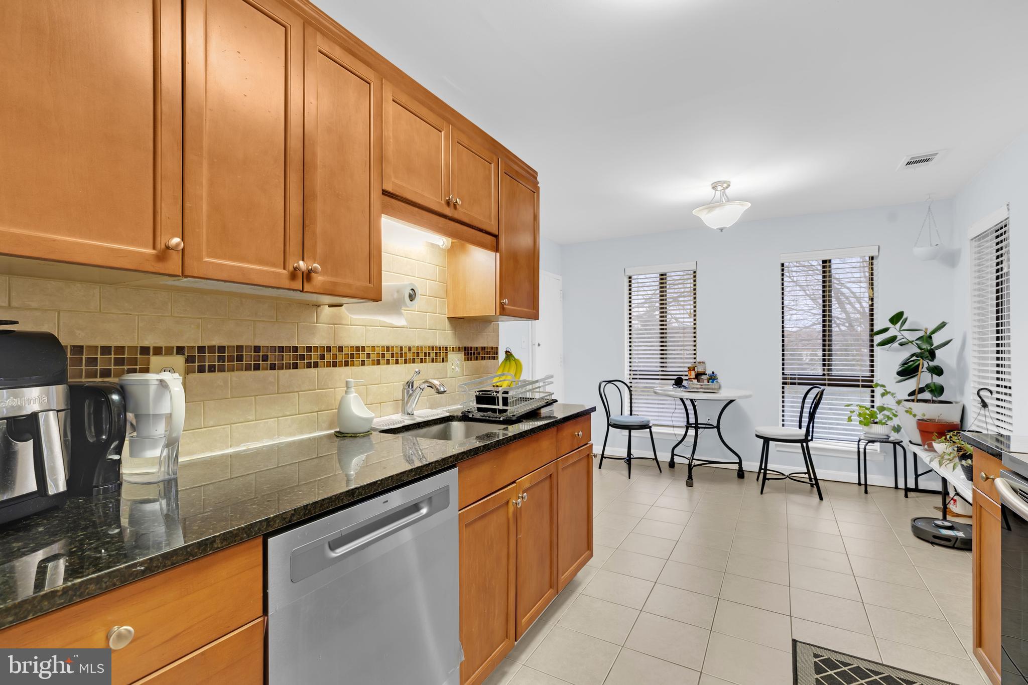 563 FLORIDA AVENUE 202